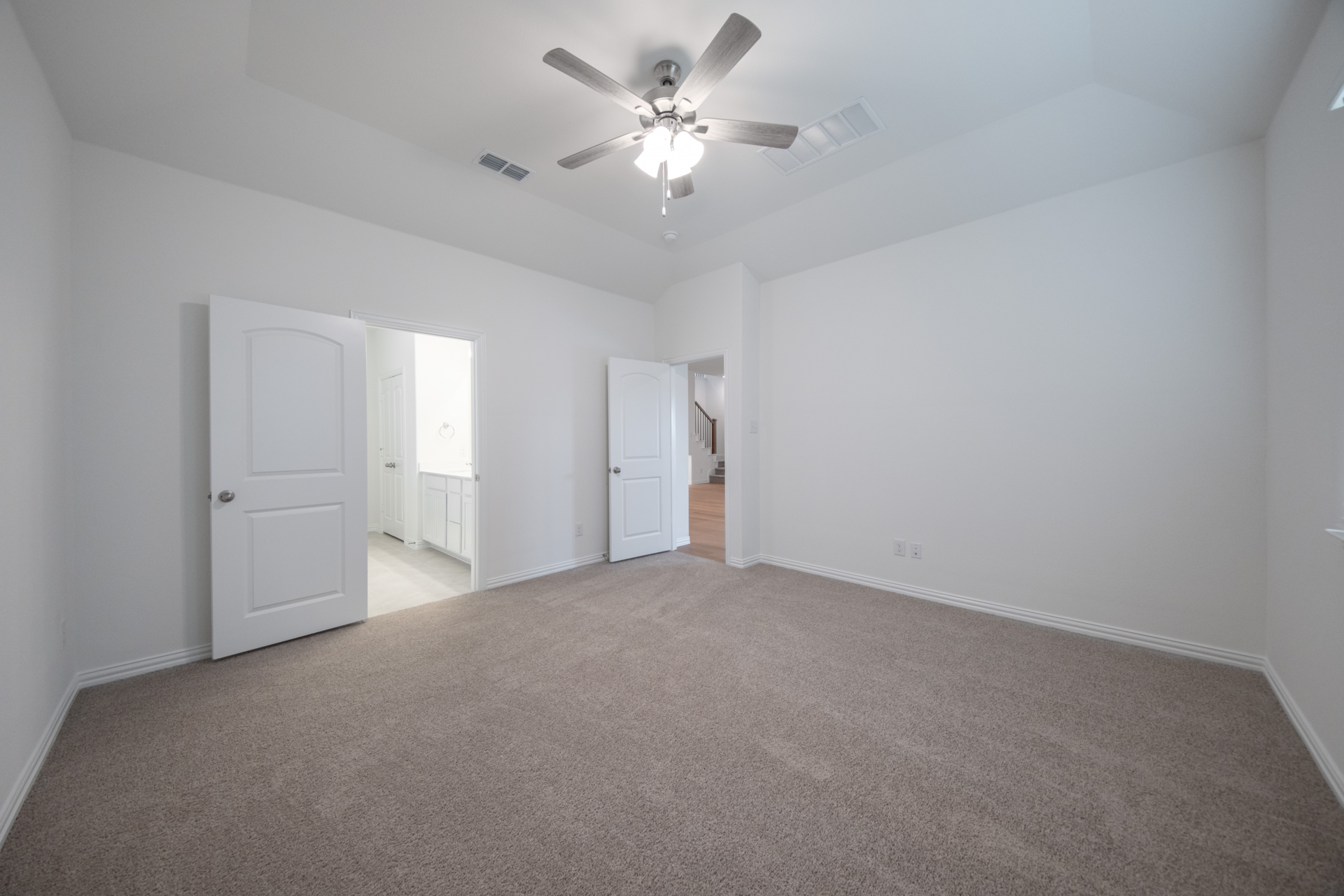 77d0284e-adc1-4dae-8136-330ea5ff2fbf