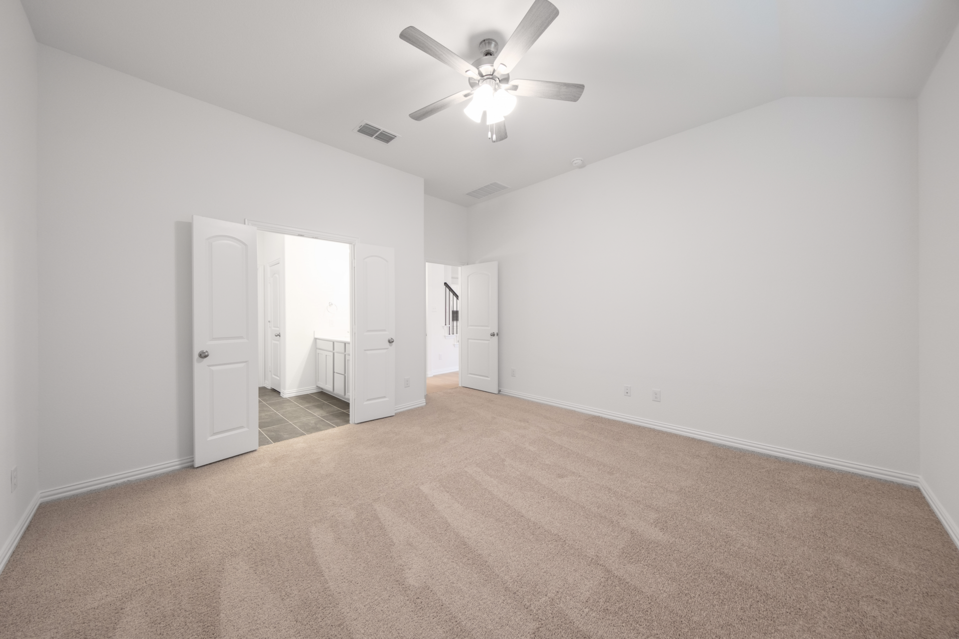 820e0b56-48cb-4024-8619-e691b09593dd