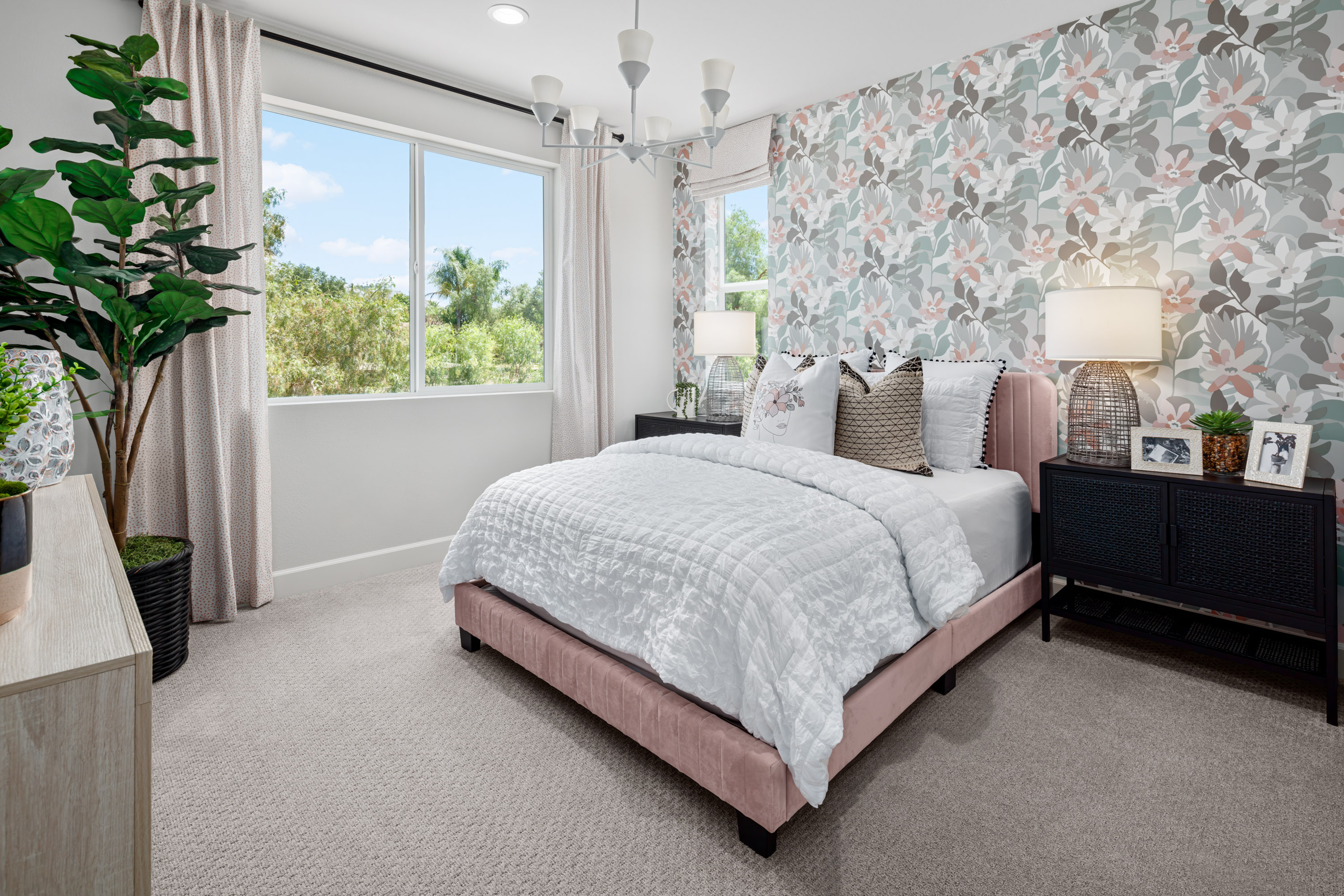 83046dba-9c2e-465f-9536-4a16119fde75