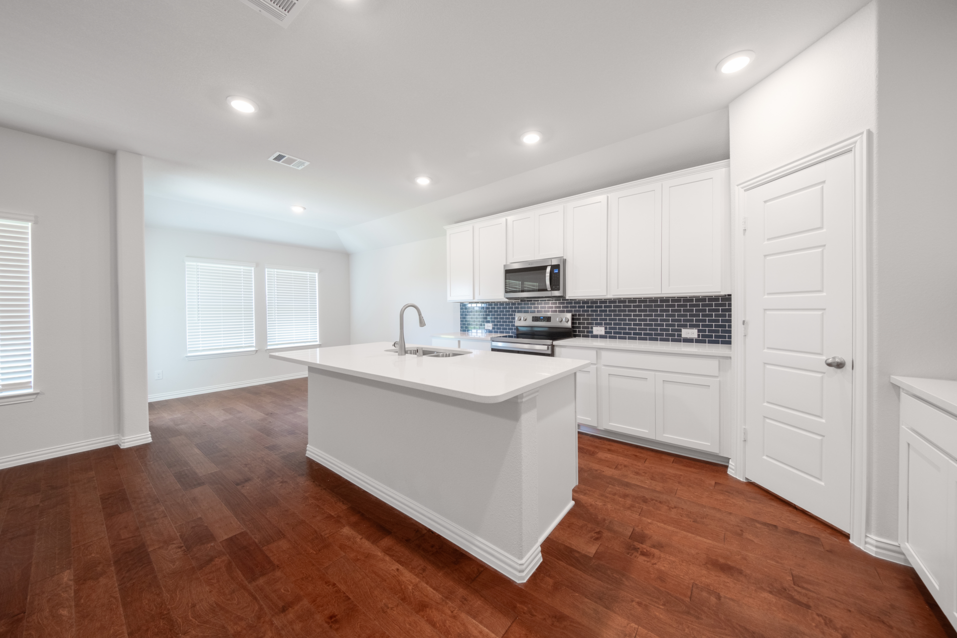 84f810fd-b39b-4ac1-b899-16281f13d06a