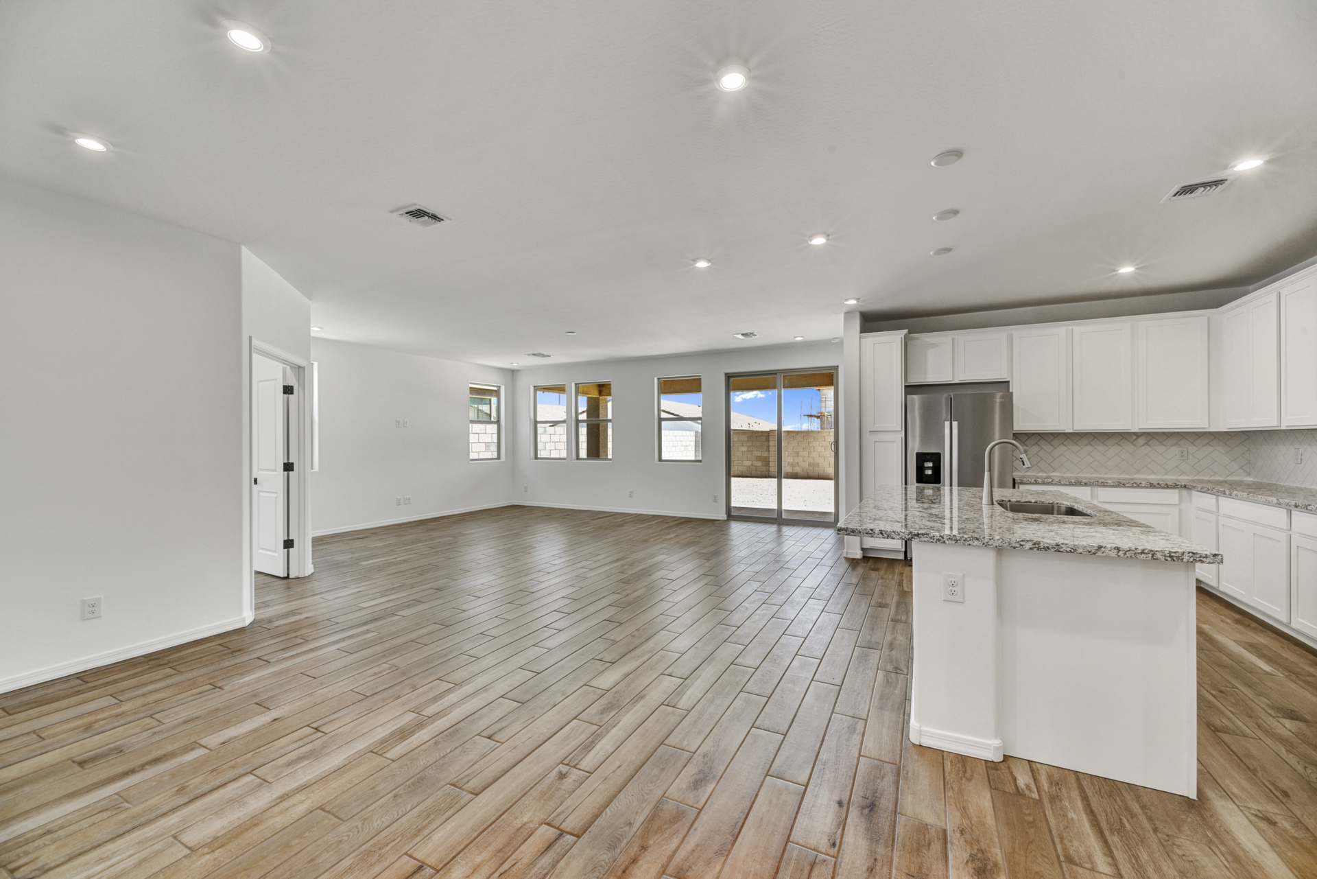 86a9b4d9-dece-4101-a8c1-09118ee7fbfa