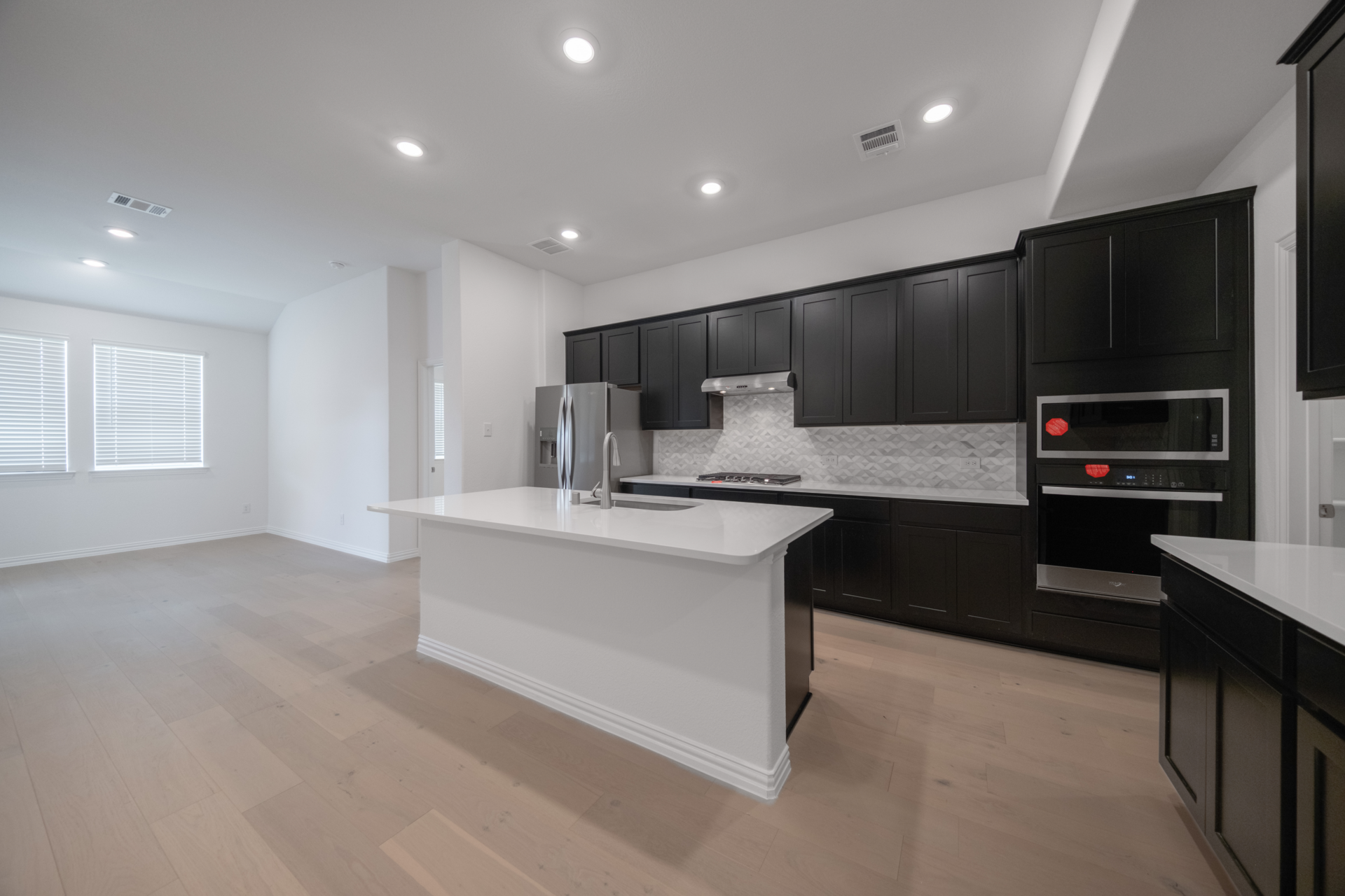 87937fe6-6a60-45f0-a92e-e2683dd5d774