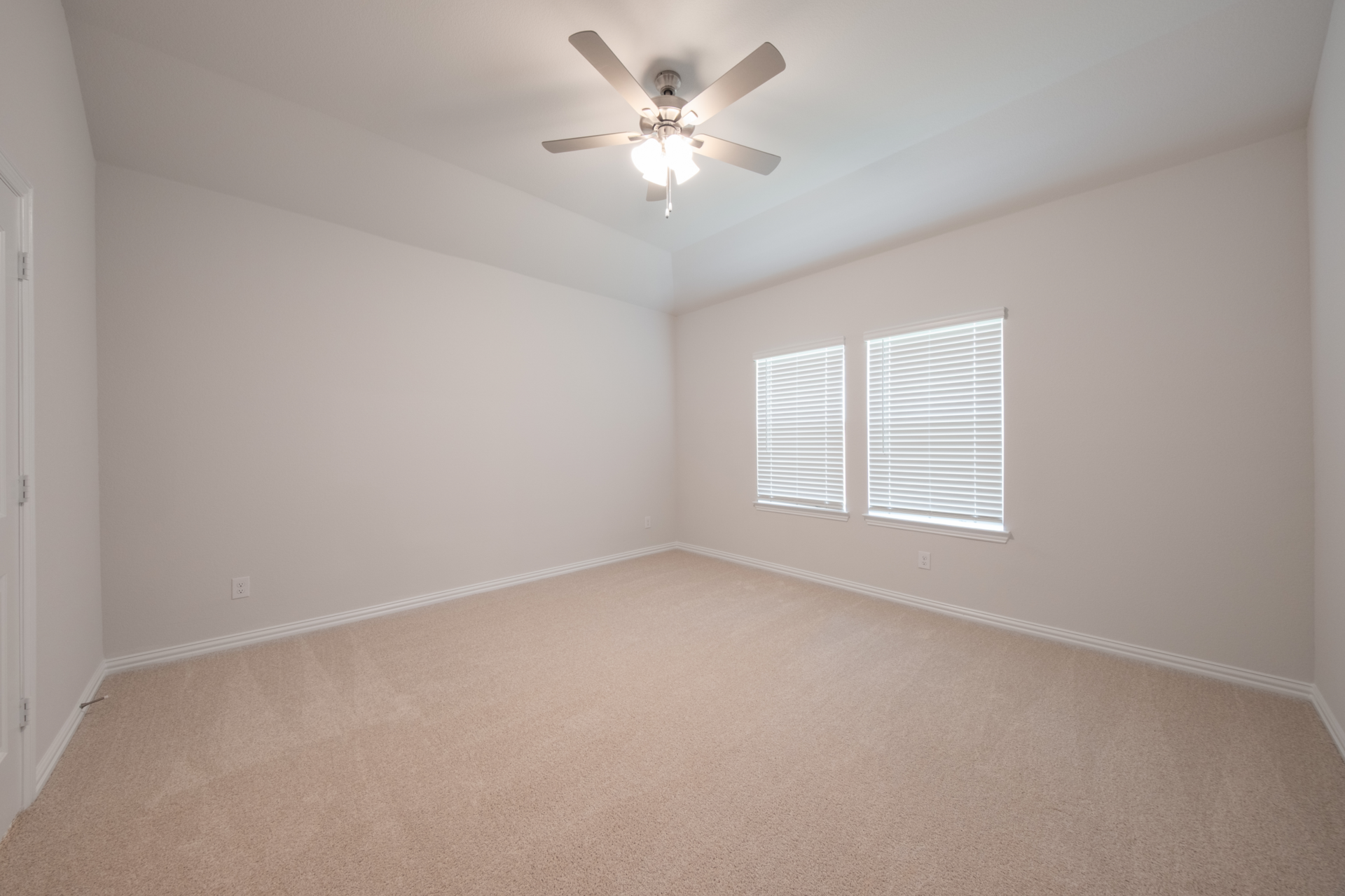 8a7ca38a-87e4-4112-a1e5-cd29185de76f