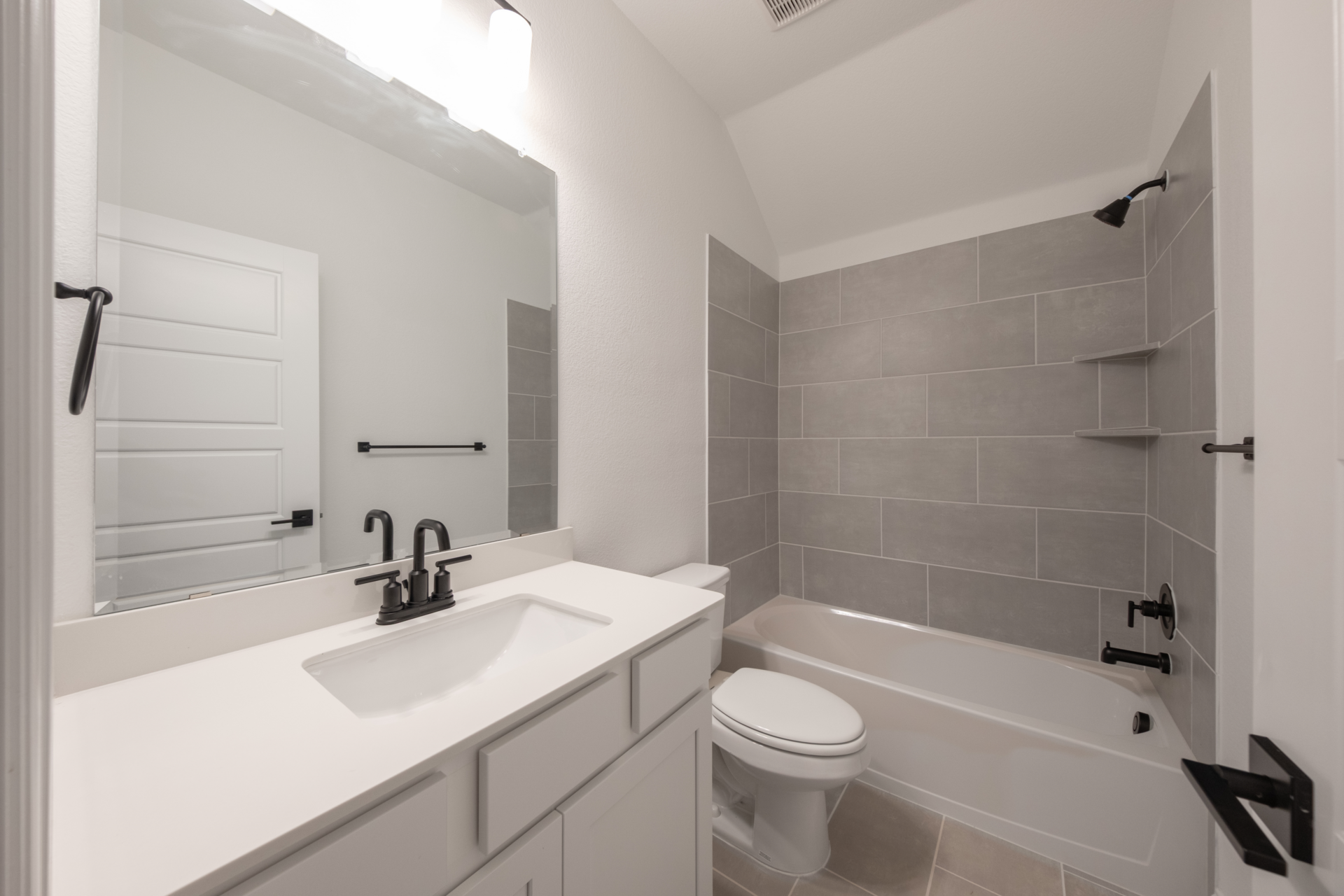 8a805c2b-9f1d-4d95-aac4-458b4f99ee0b