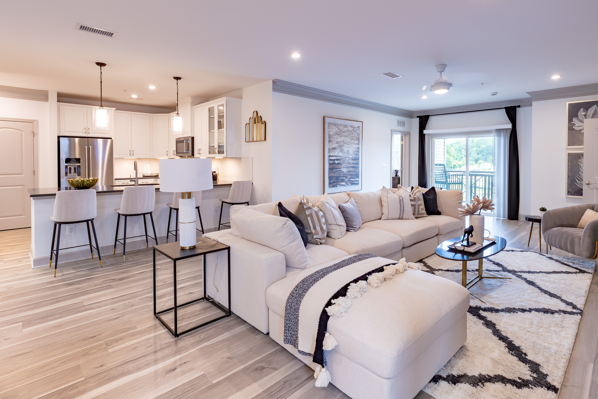 8de8adea-3938-4f31-b7c2-25b057c59f7e