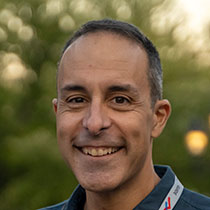 Profile Image of Ronny Pangia