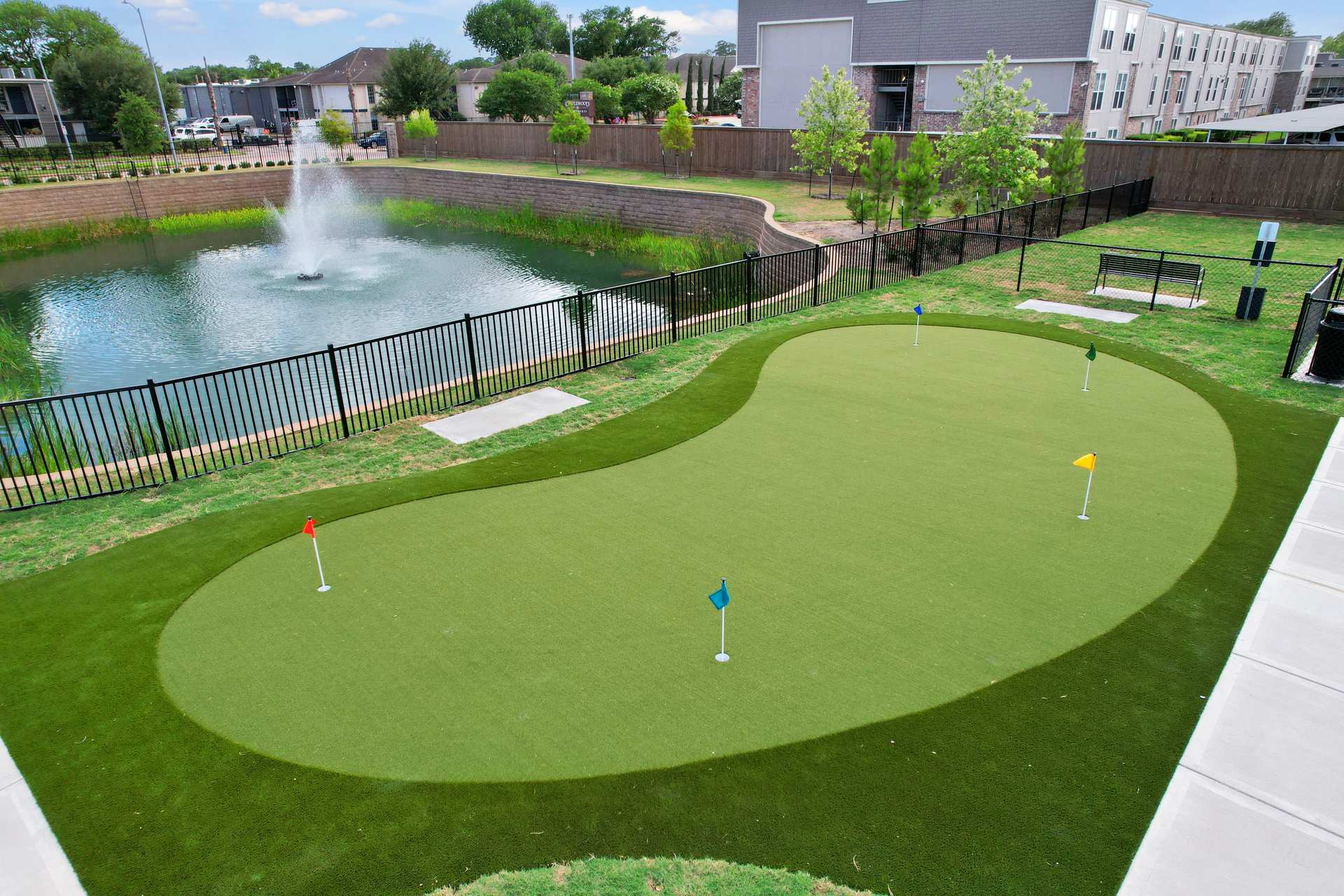 Work On Your Swing At The Putting Green