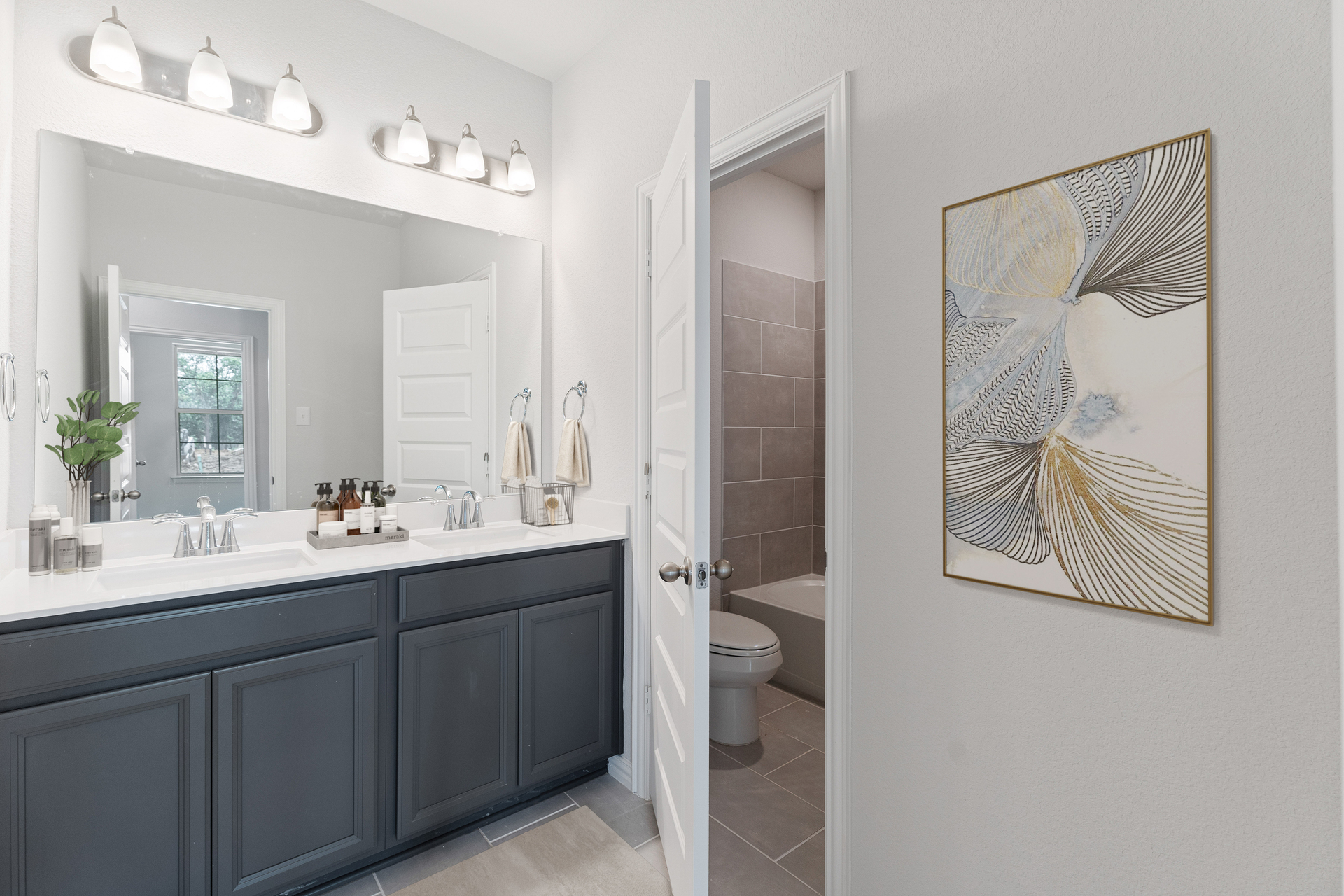 95e7c12f-8aae-4375-b135-9e8a017053a5