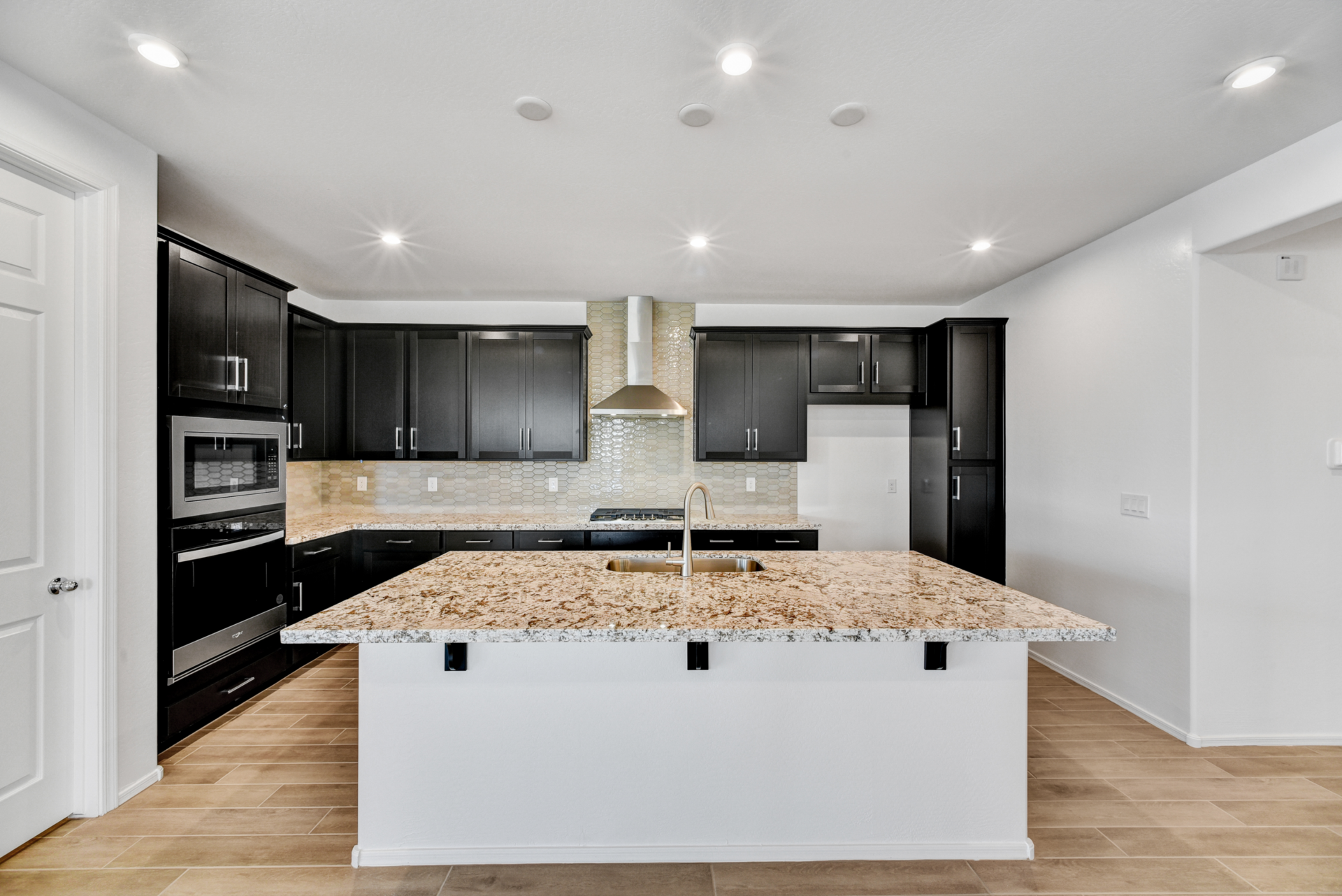 9e6fae8e-942f-4708-ac13-619e0a68065b