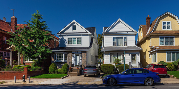 America’s Homes Are Older Than Ever. What Homebuyers Need to Know Before Making an Offer