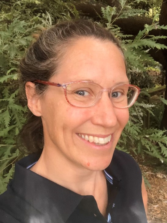 Photo of Dr Rebecca Dickinson.