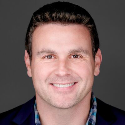 Daniel Gallagher Headshot