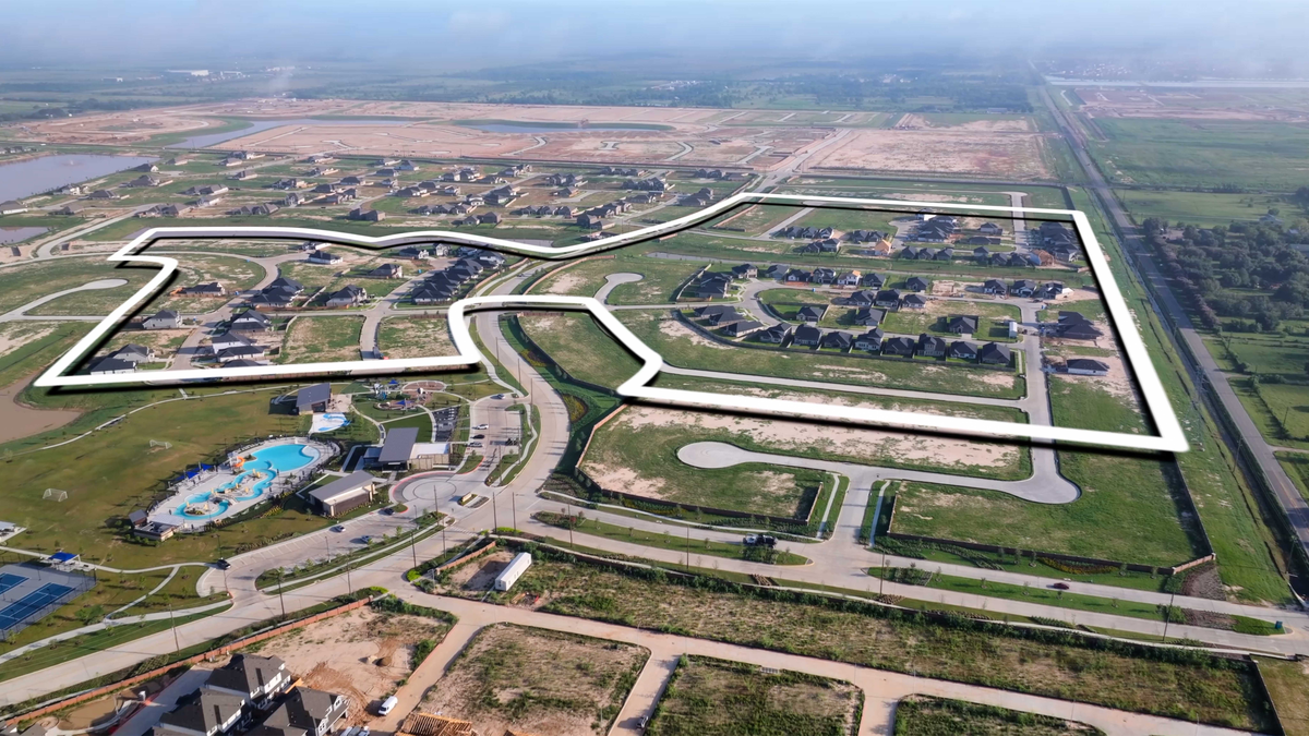aerial view of sunterra community