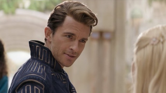 Jonathan Bailey as Fiyero.jpg