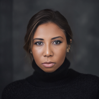 Portrait image of Lara banjo with a dark grey background