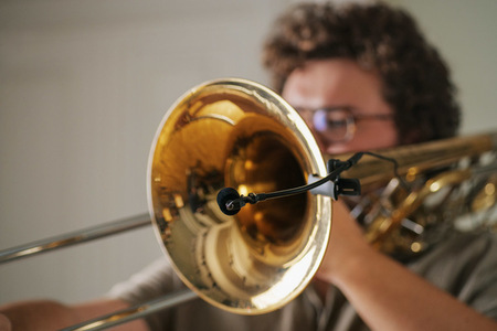 MC_6x1_desktop_MC-6-Trombone-A_Neumann-Miniature-Clip-Mic-System_G