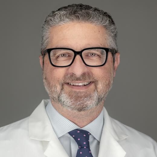 Rogerio Neves, MD