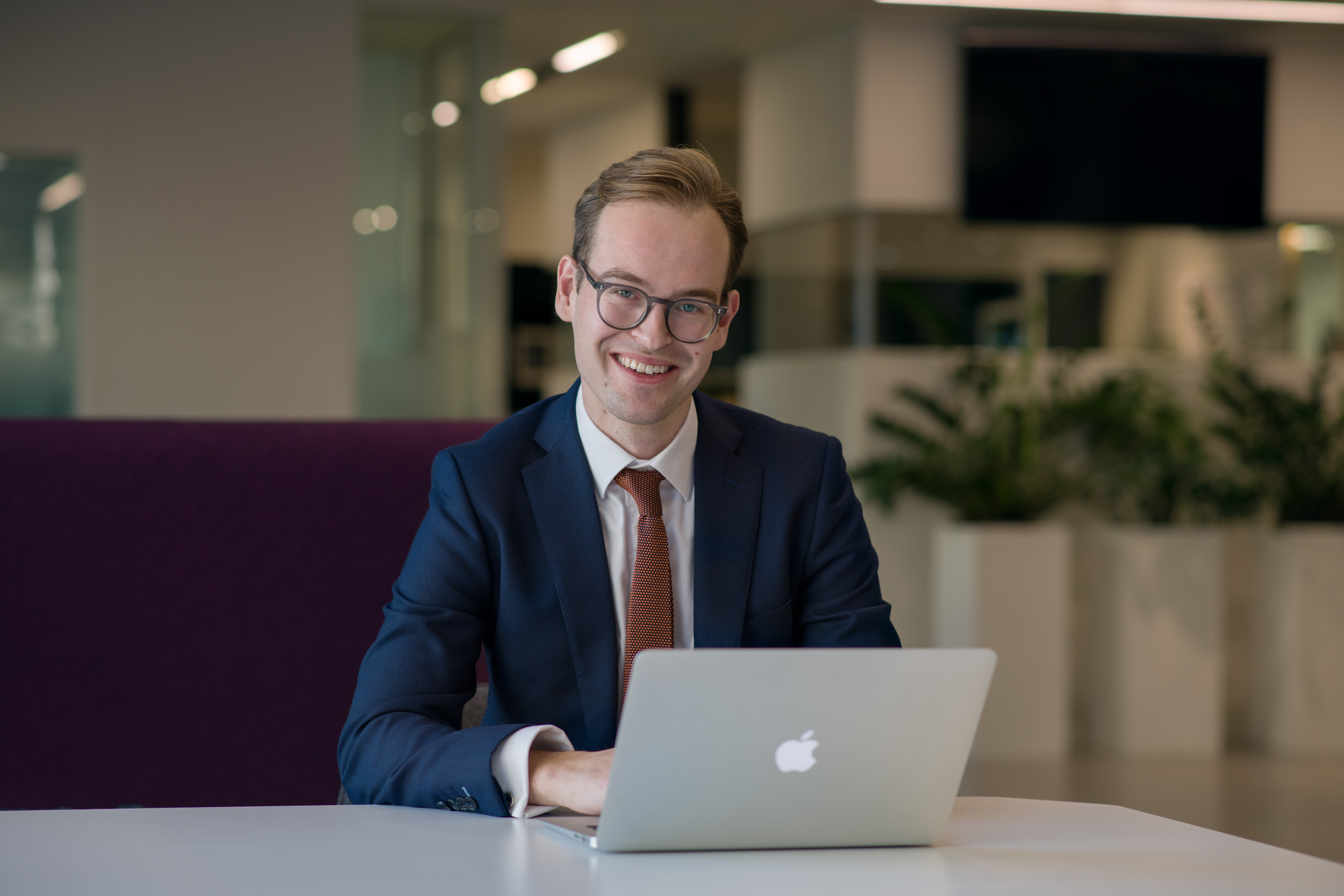 Robert Van Wijk, Advisory Sales for Fixed Income, Commodities, and Currencies