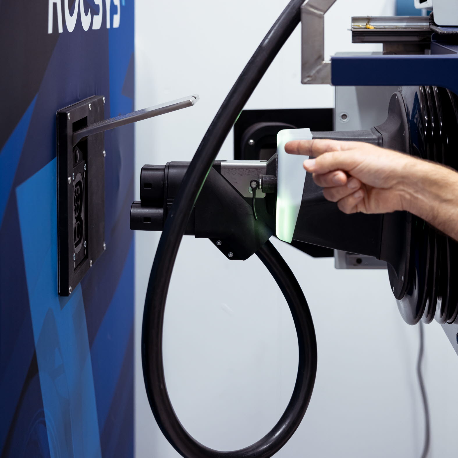 Automatiserad laddning av självkörande fordon