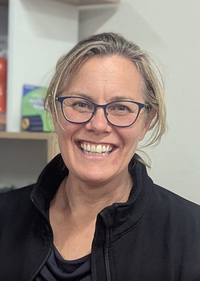 Photo of Dr Sally Nixon.