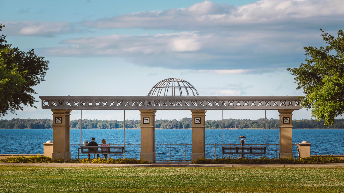 benches and structure overlooking the lake