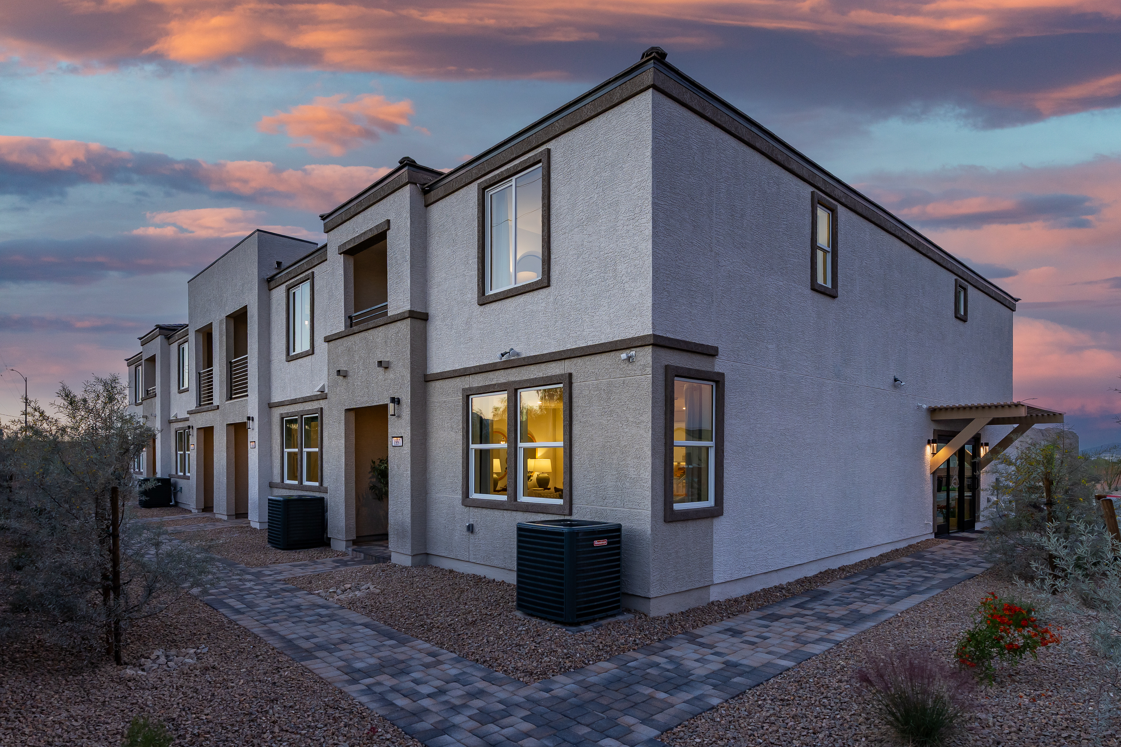 TOG08310-Edit.jpg