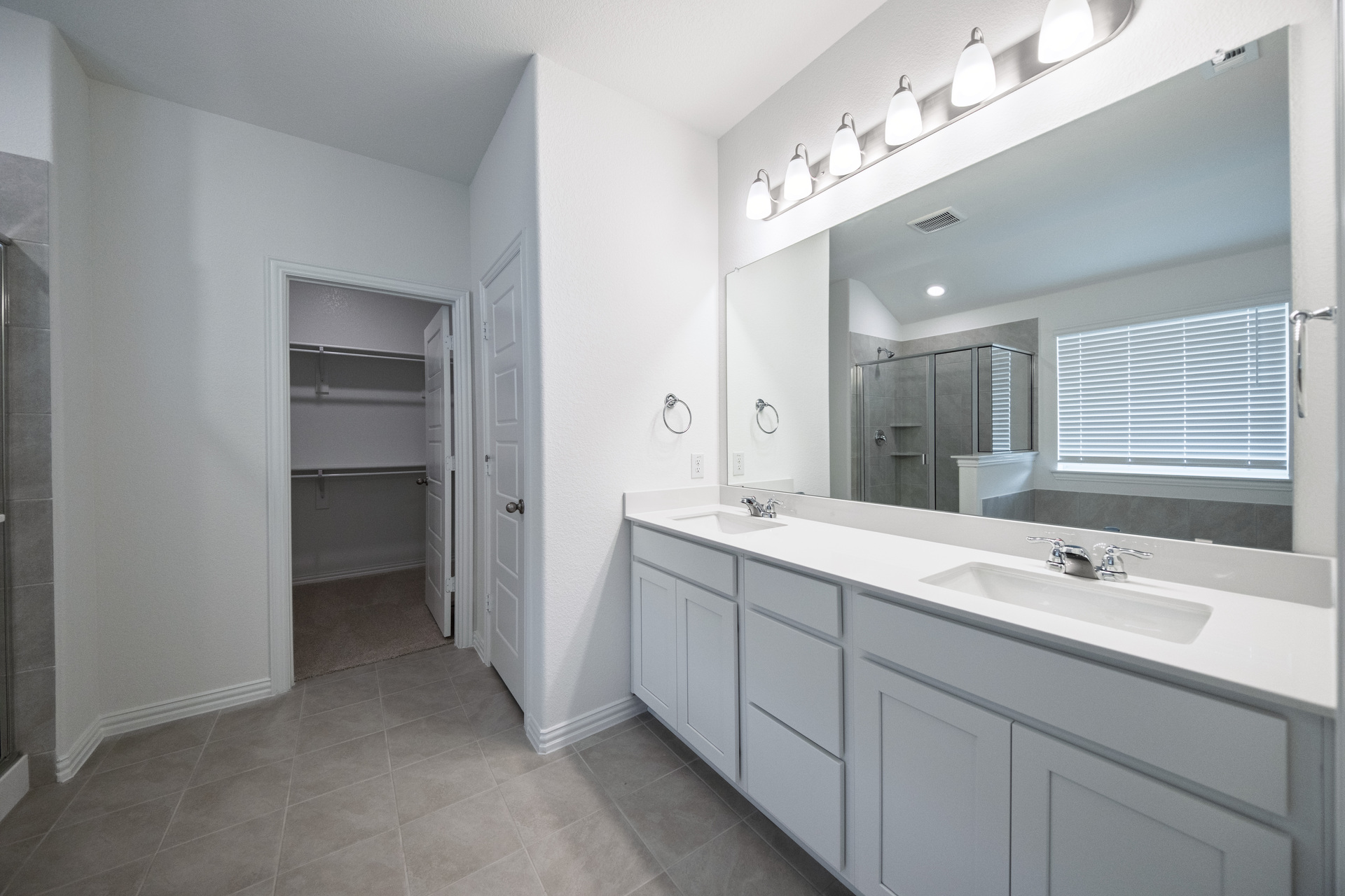 Teton Primary Bathroom