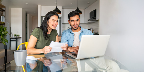 Need Some Extra Money? Here’s When a Cash-Out Refinance Might Make Sense Image