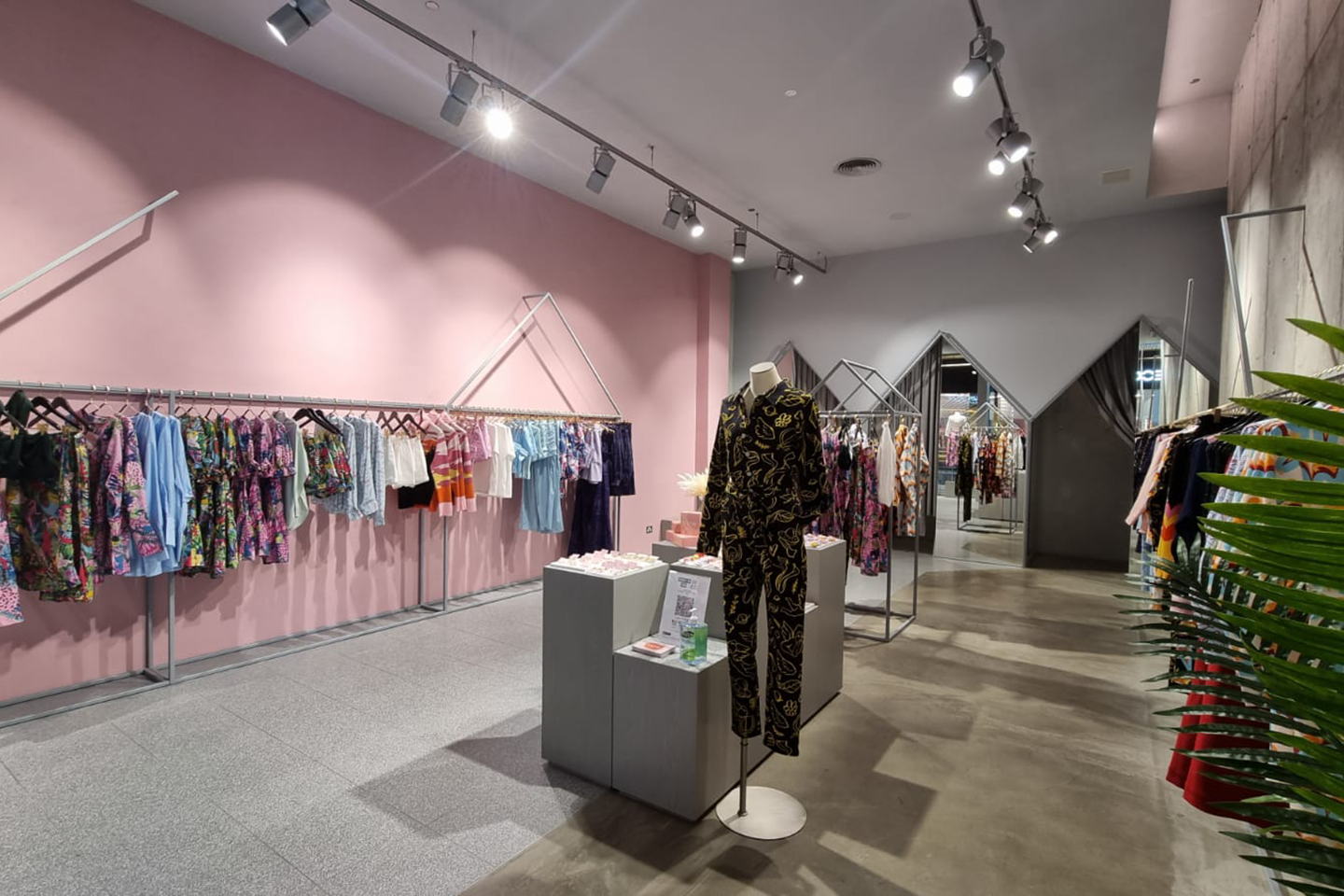VOW studio at Eastland
