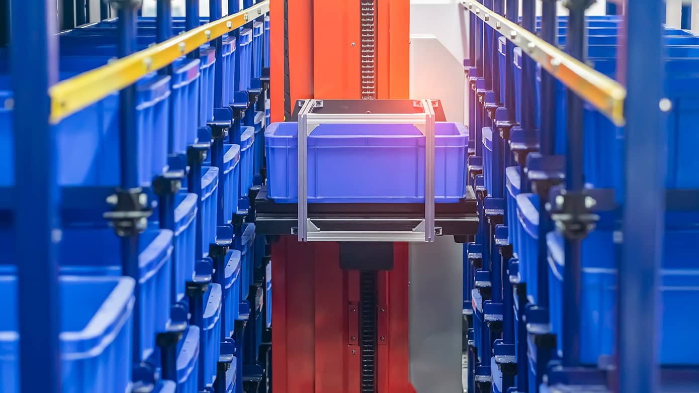 Robotic picking of storage items