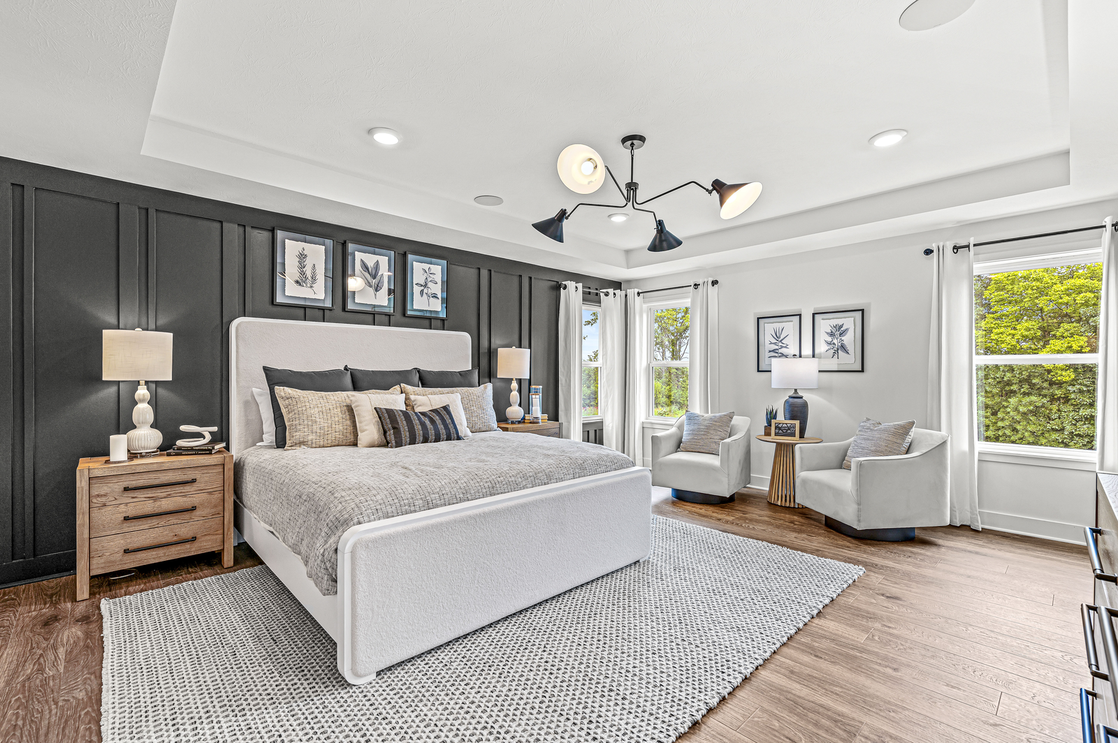 primary bedroom with tray ceiling 