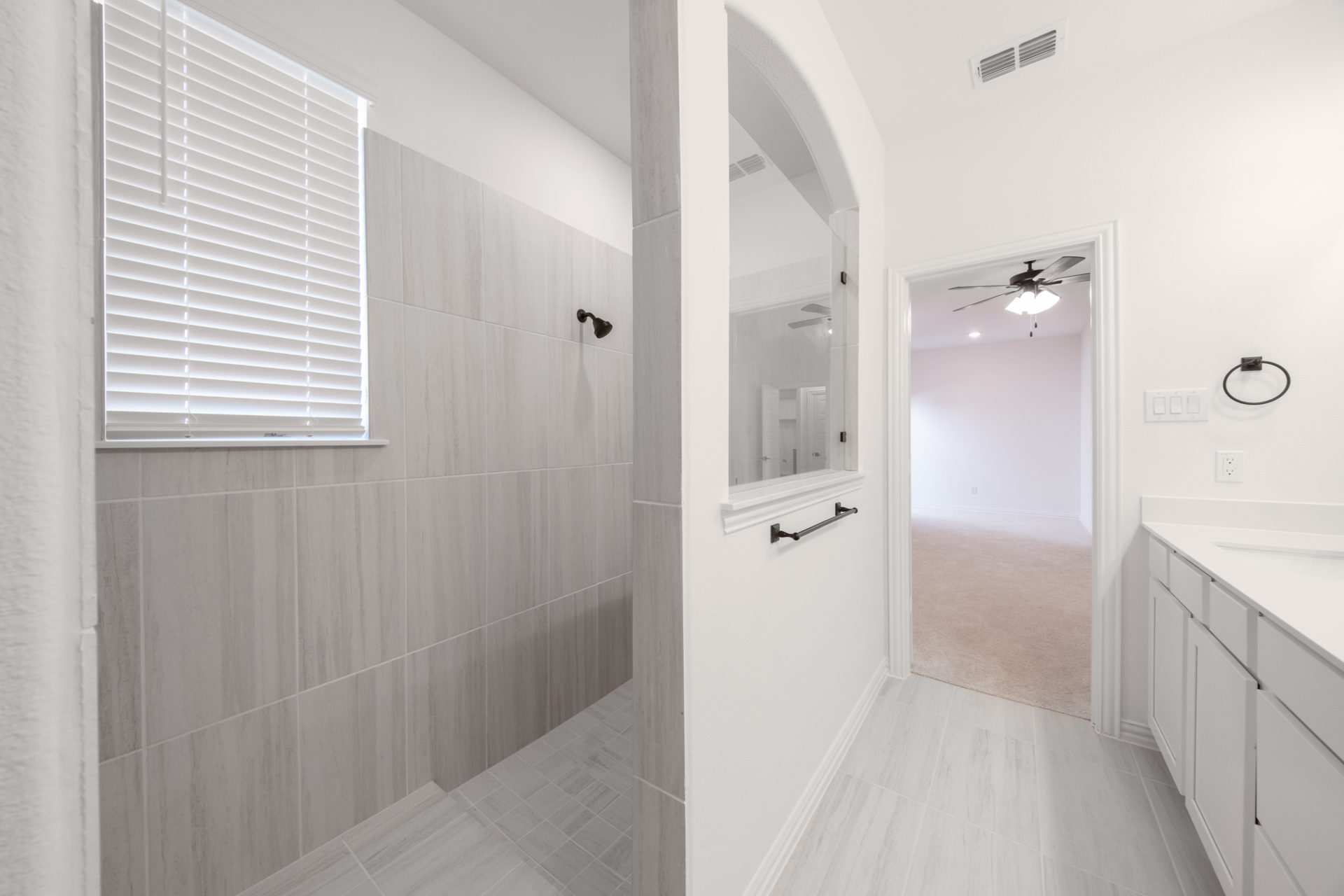 a4e9d726-cc9d-4169-80c2-0c2e6d3f4324