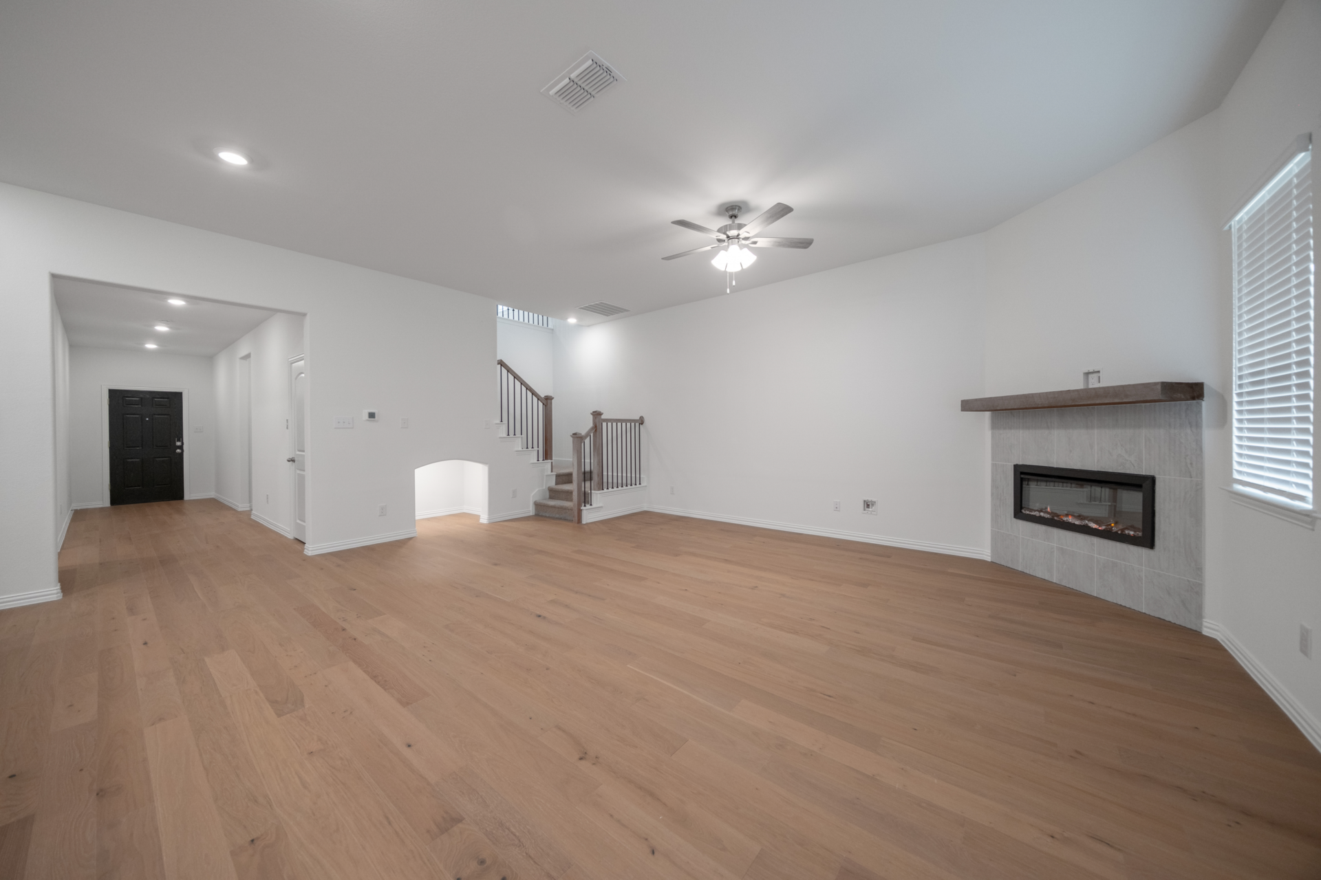 a8af1172-4cdd-4aef-91f4-cf76a49a027a