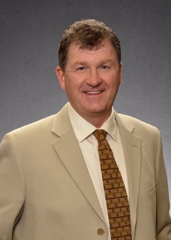 Douglas Hunt