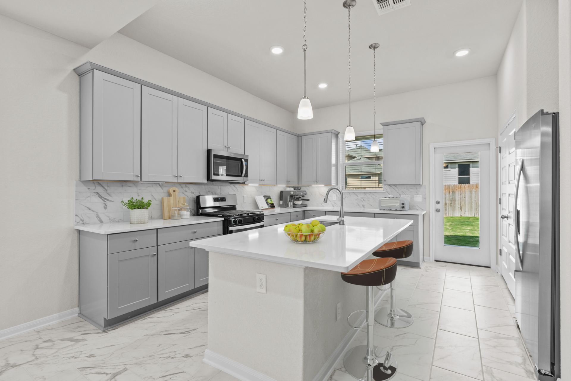 b0be7ff5-071e-4c6a-881d-e54dbe53ef64