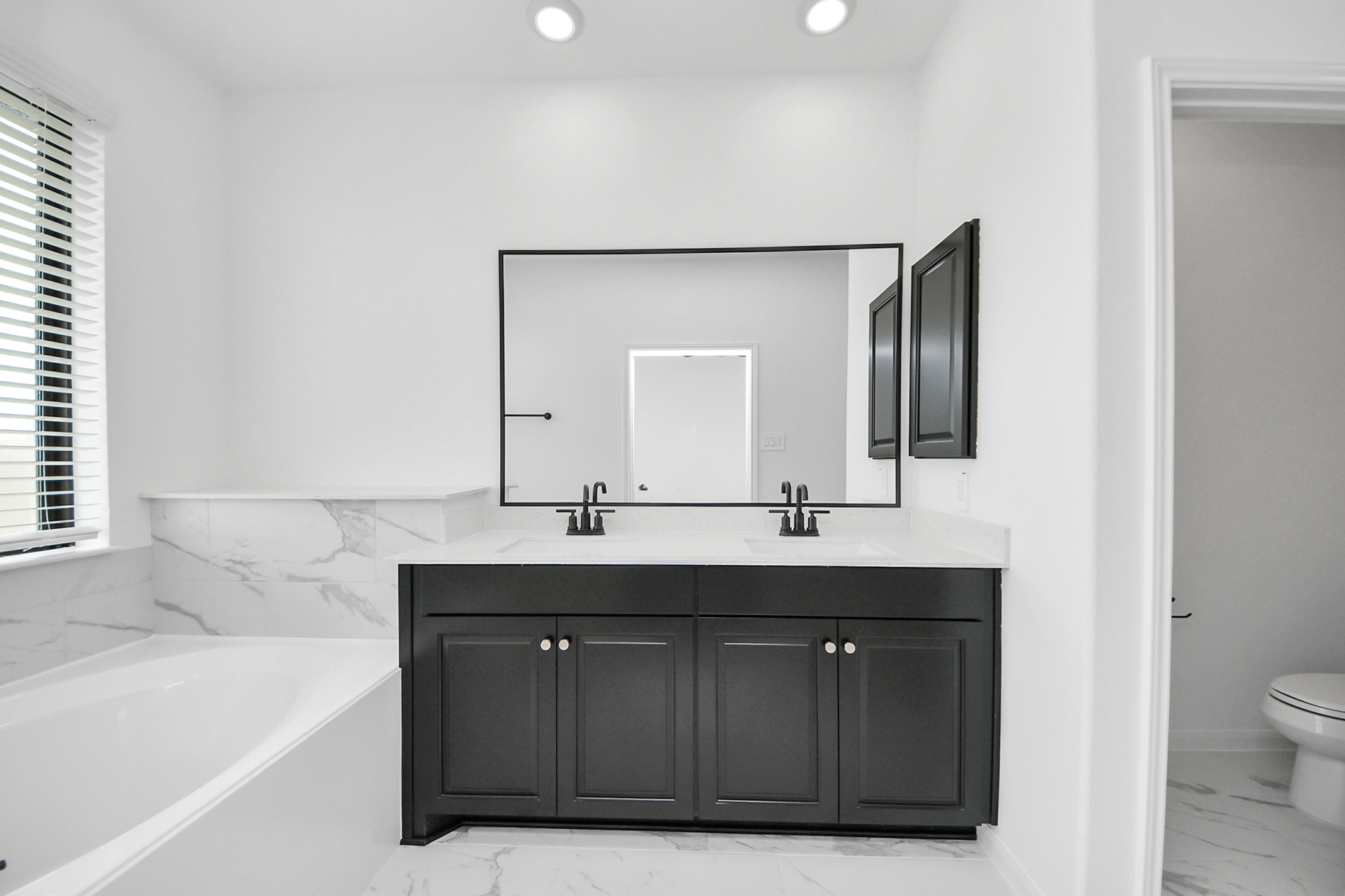 bcacf467-eeaa-4b44-8ecb-77dcac041eb7