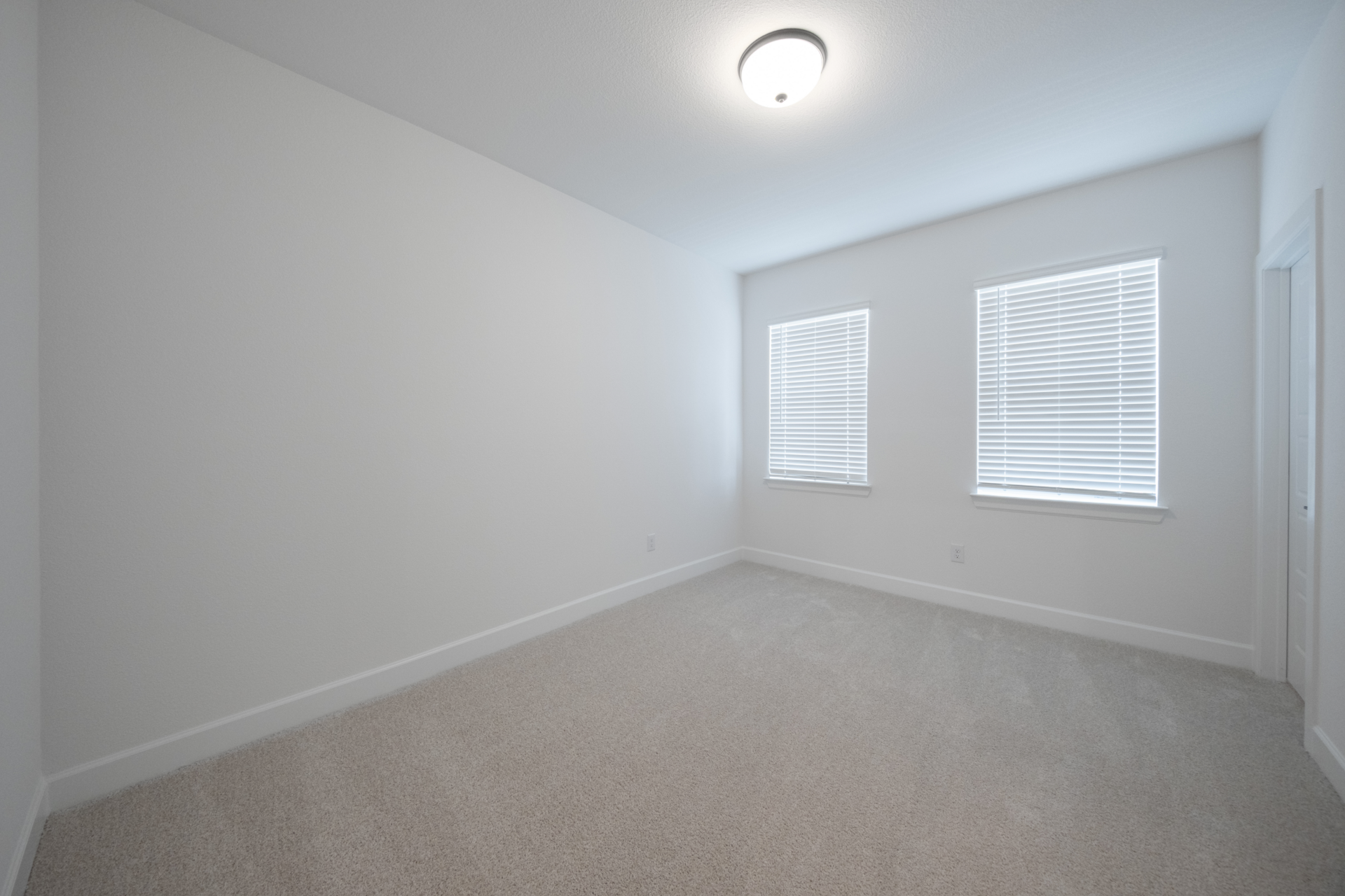 bcb70622-b0c3-40fc-be8a-27d9532520f1