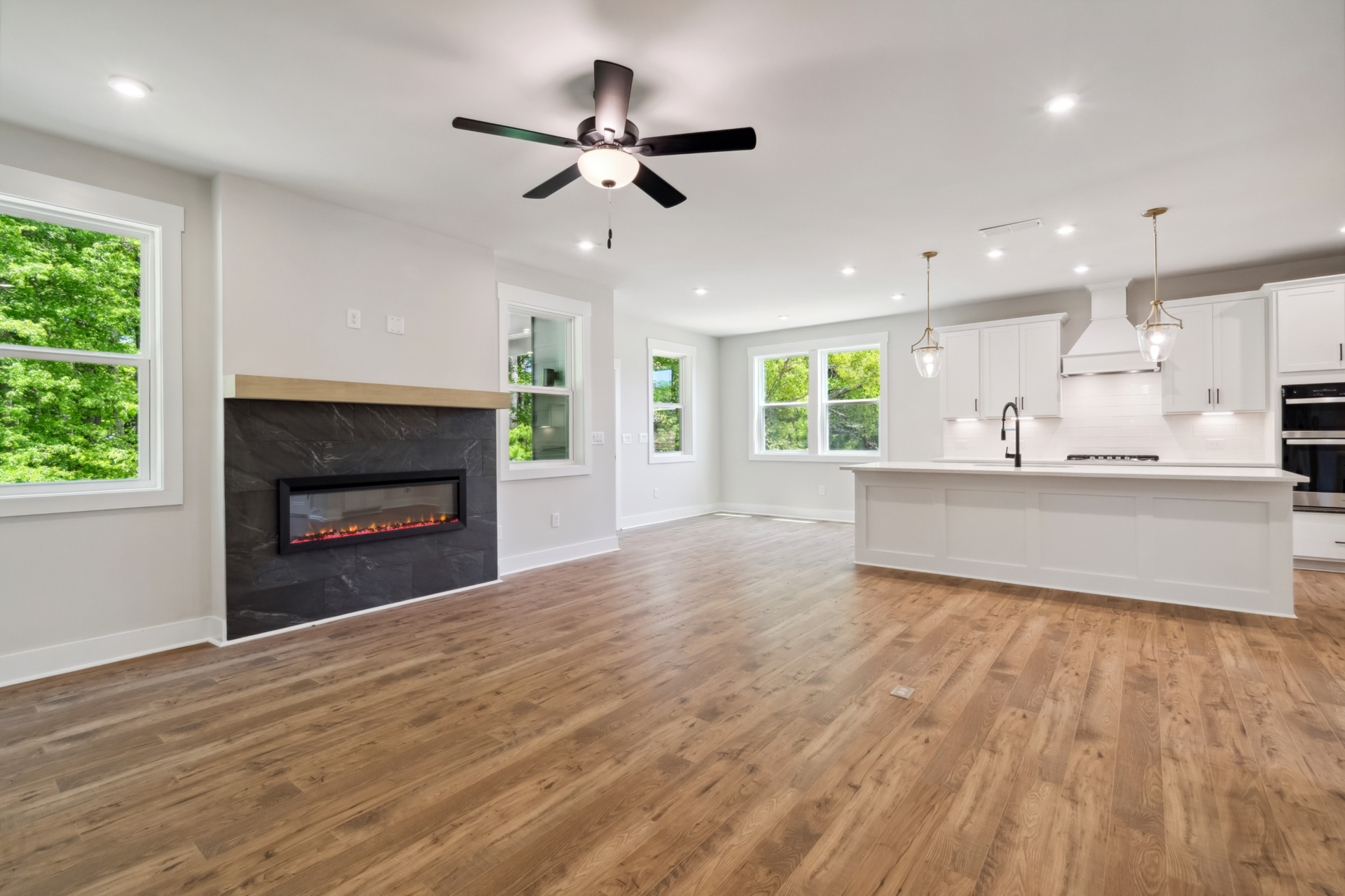 c2a9cb3c-b2c3-4ecb-80a6-163a1f1f2803