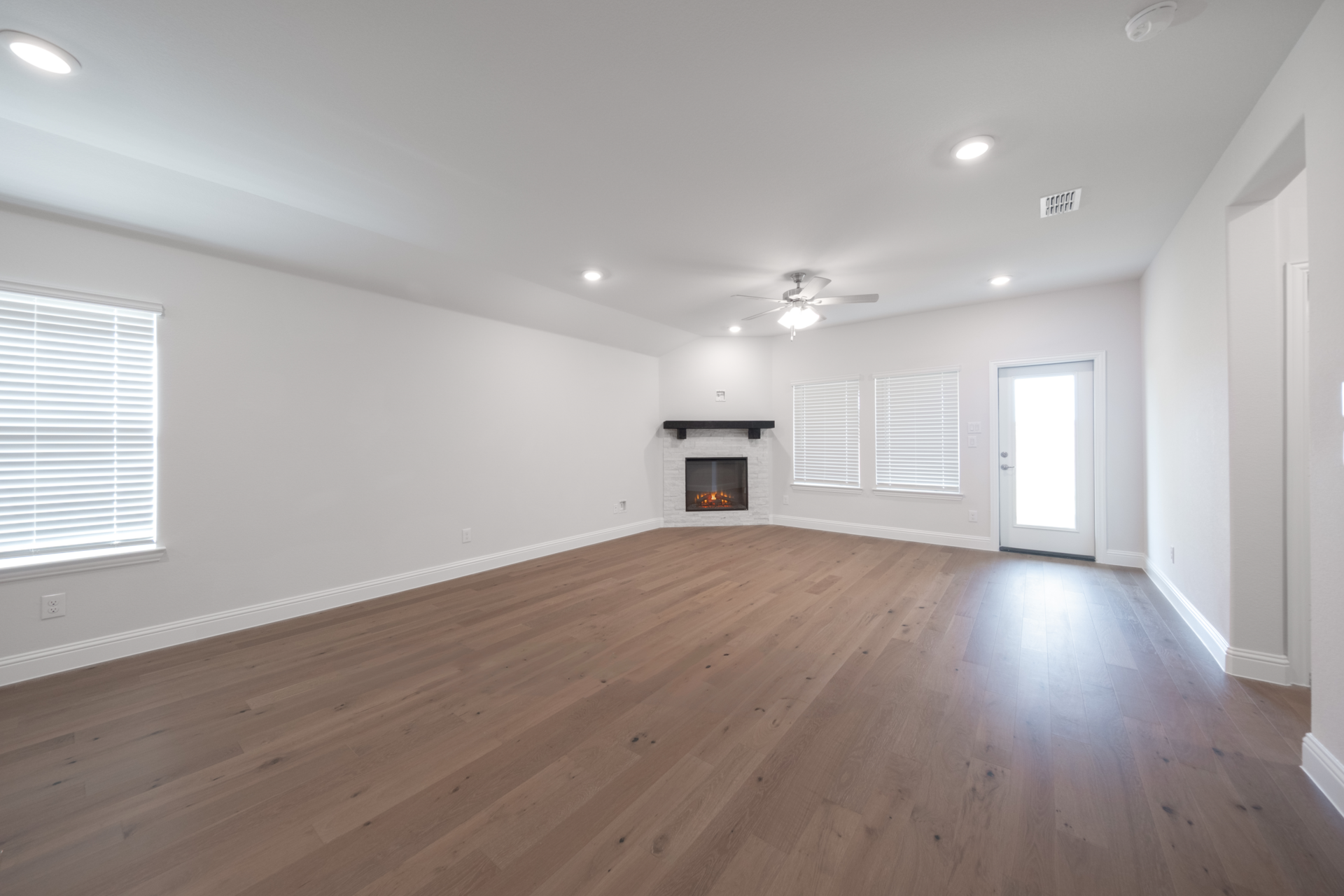 d022b09a-1316-4672-a9d1-feeeec3b024f