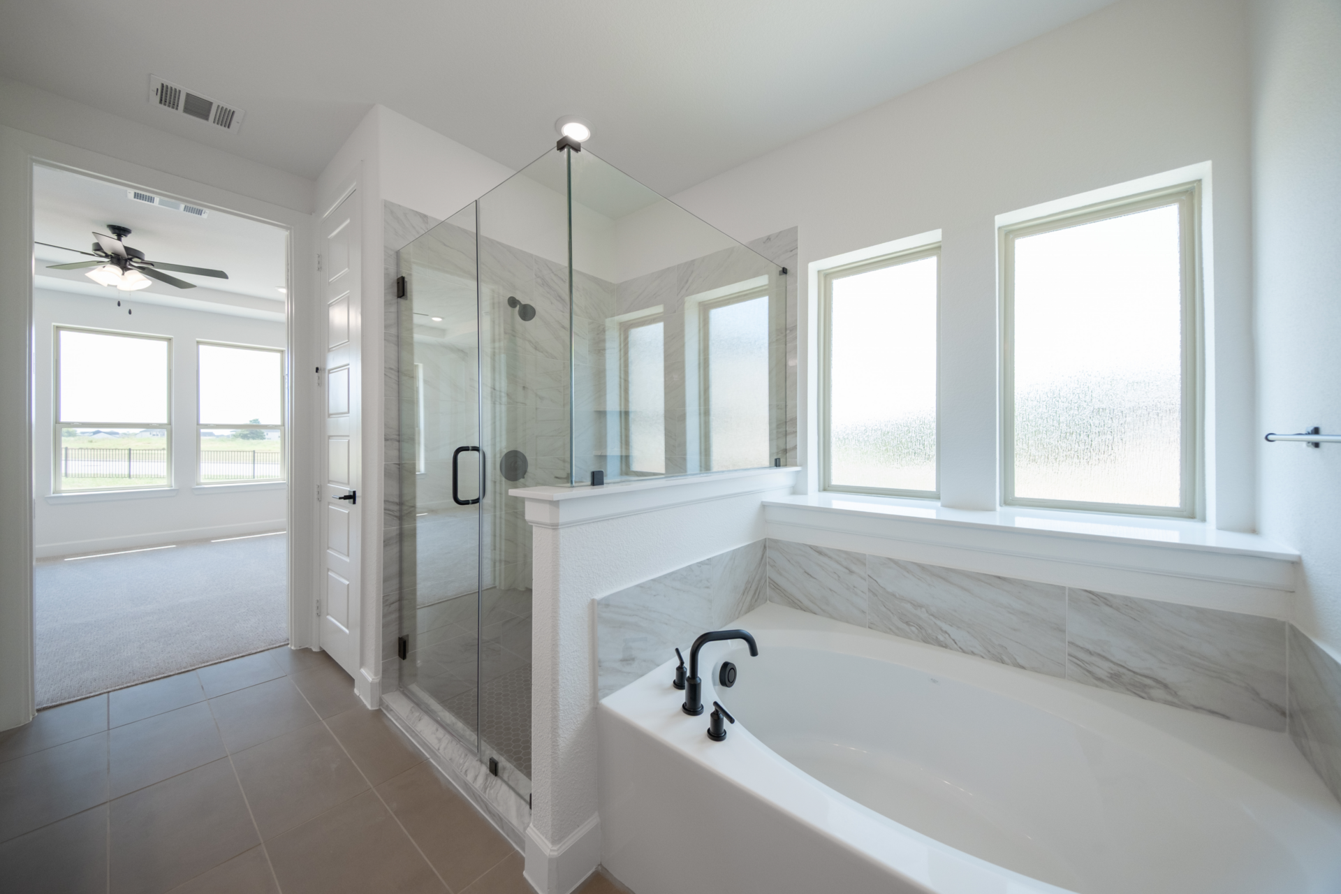 d1e911fb-03b8-46c6-9f5d-99e90b7e7b87