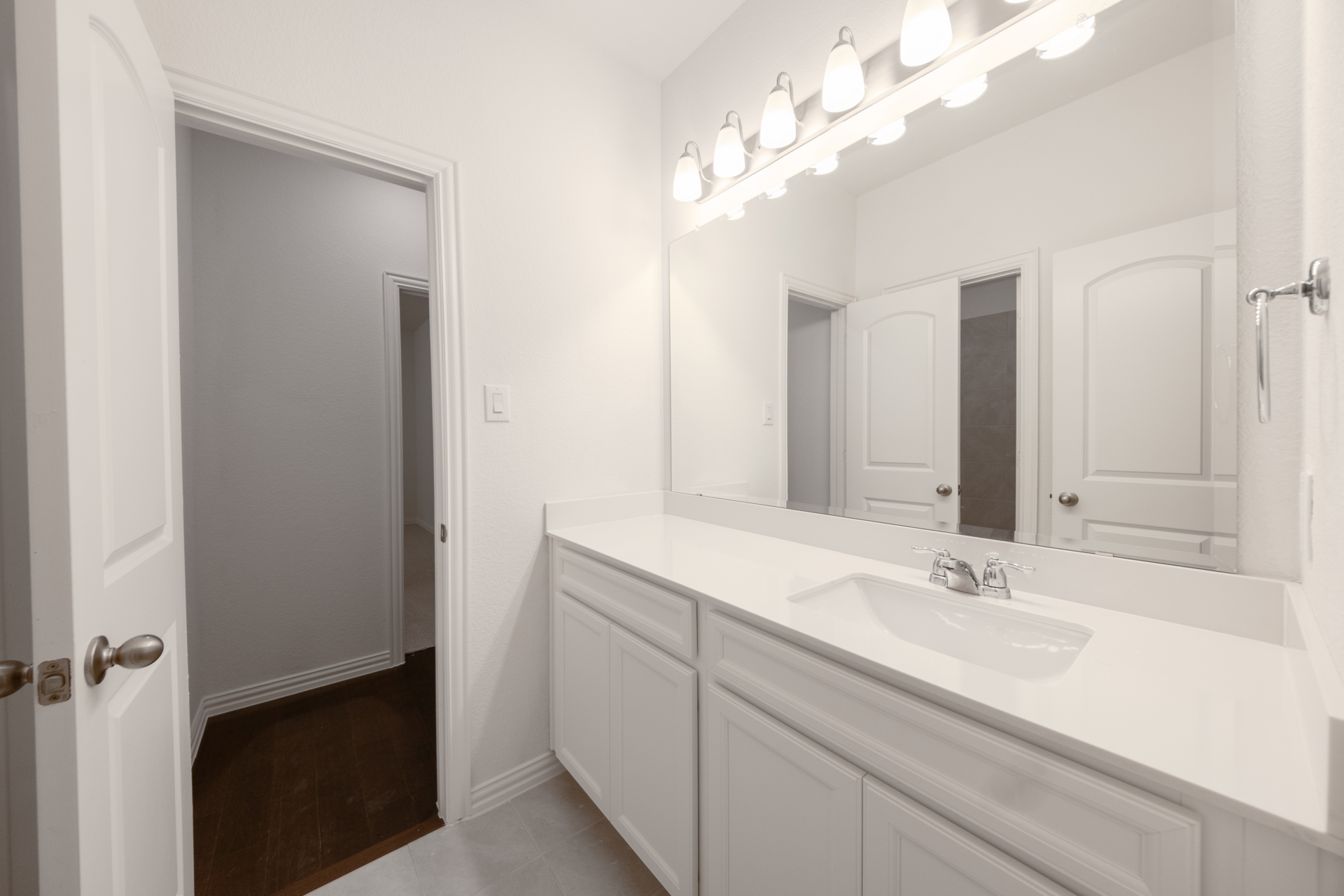 d24987d7-61fd-4264-a9f6-33a312018767