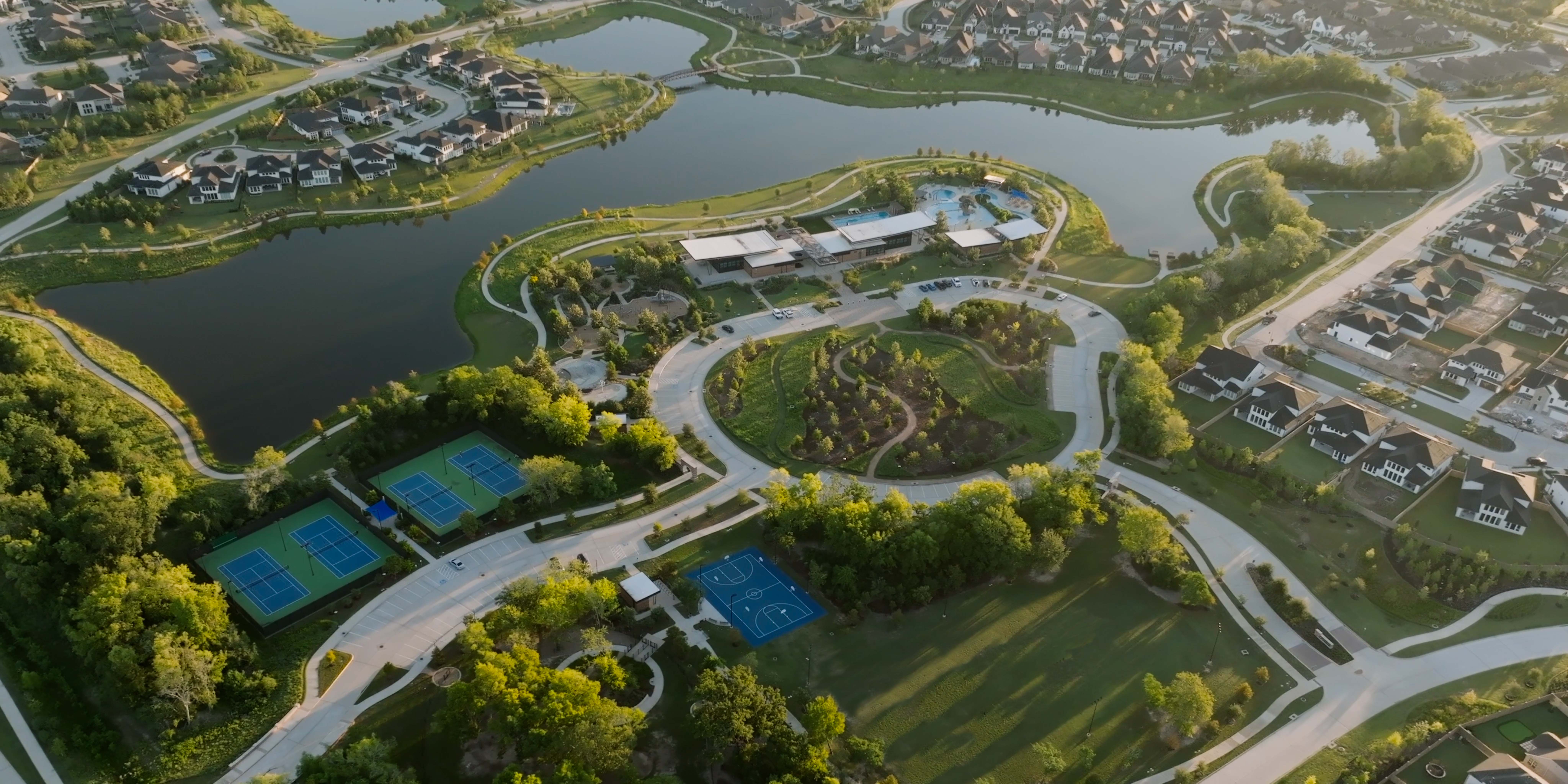 Resort-Style Amenity Complex