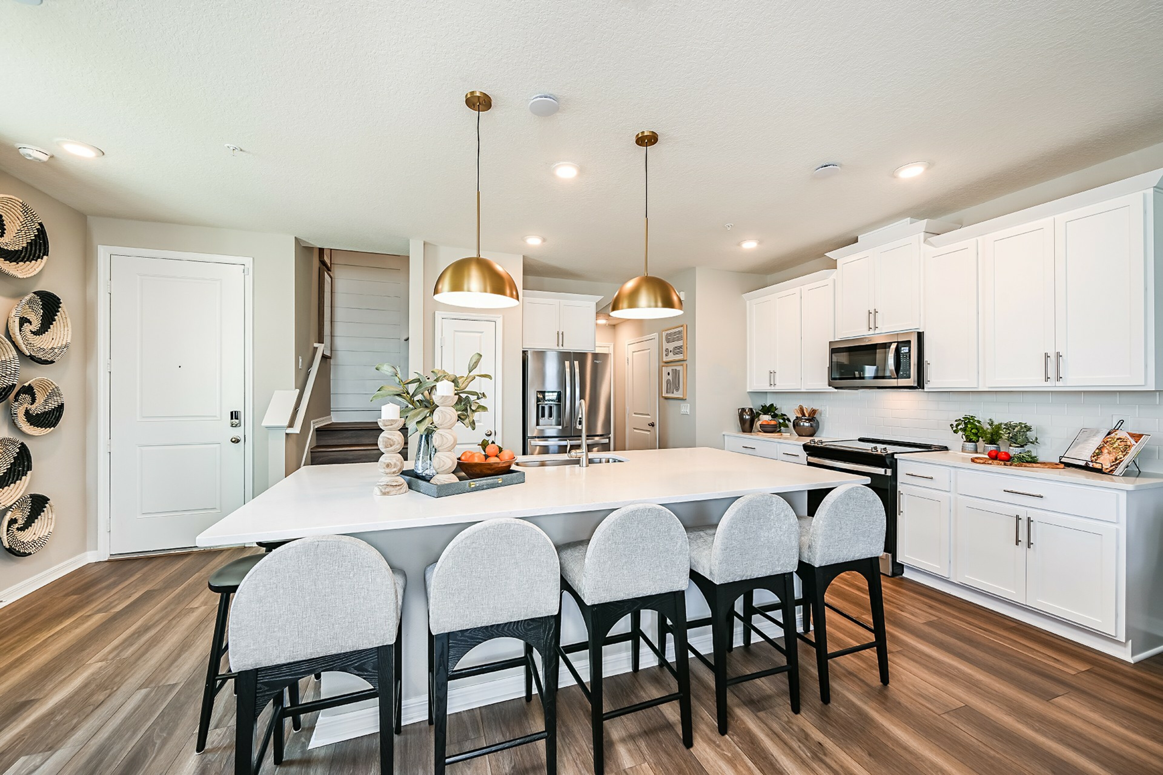 da0bc900-12f9-44b3-814b-04d04b93ae49