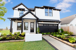 Alder Farmhouse Exterior