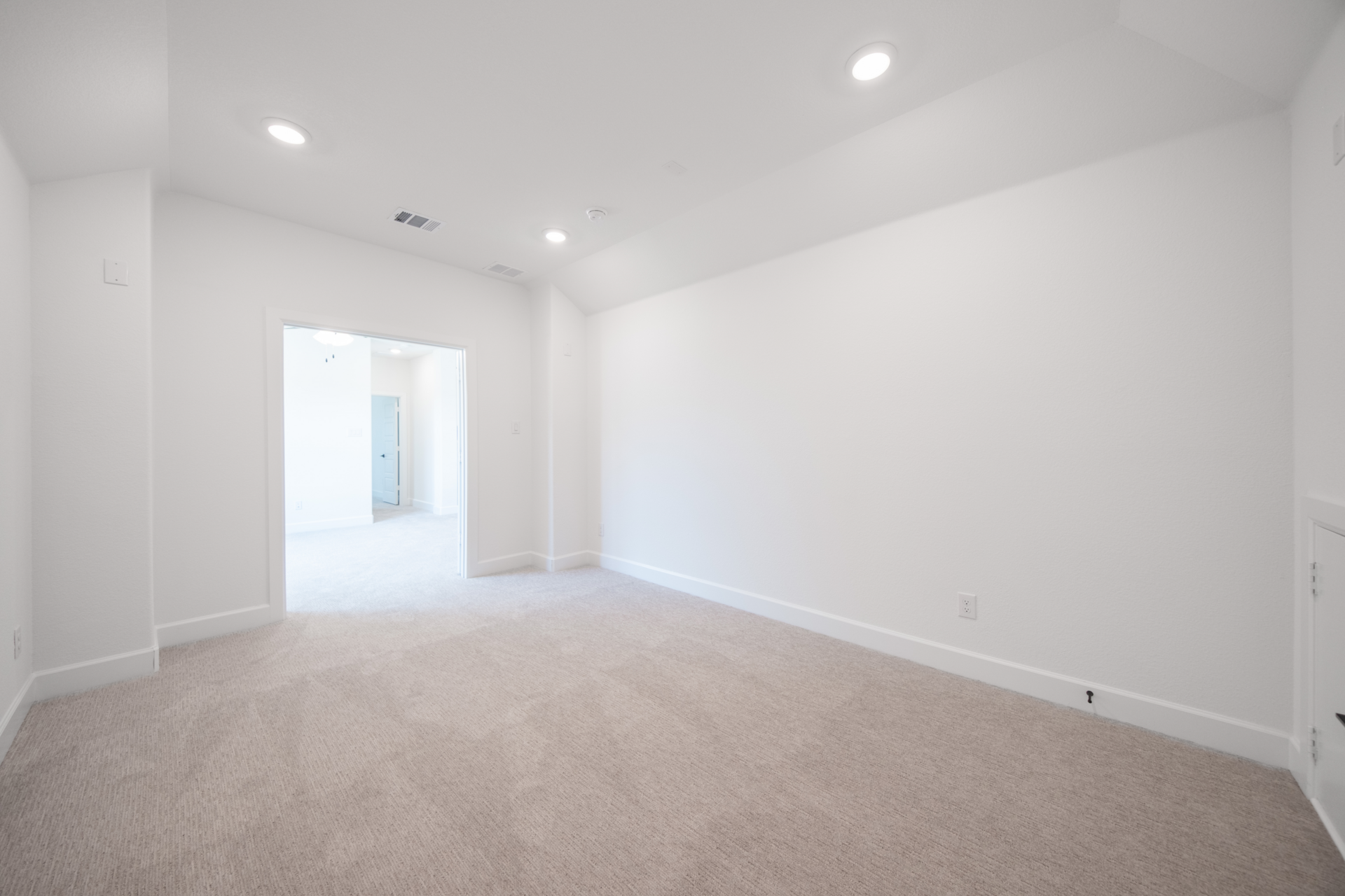 dc542494-b947-42dd-97be-3fb6200c4407