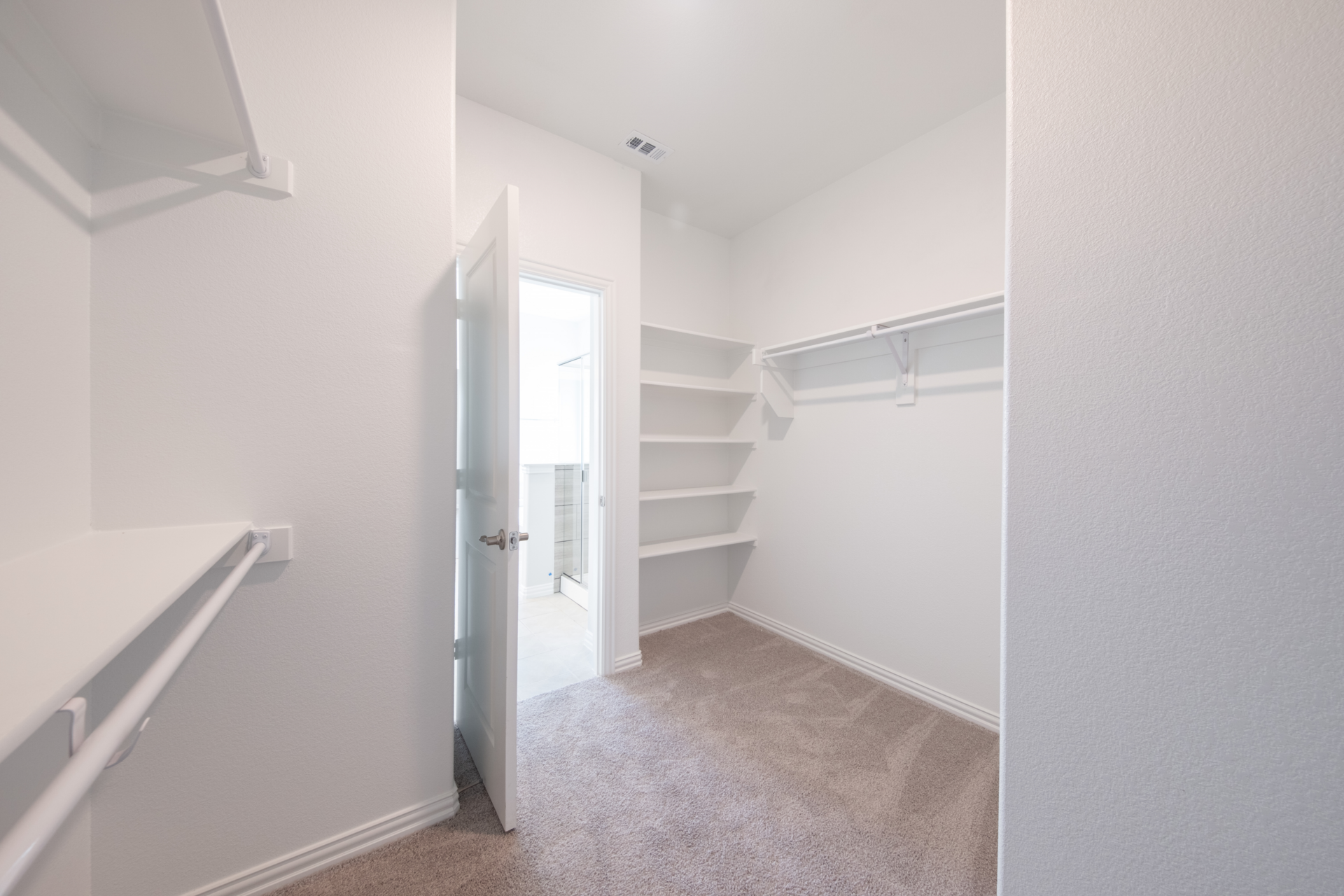 de7ccbc3-3ada-437a-9515-64ef00a53a5c