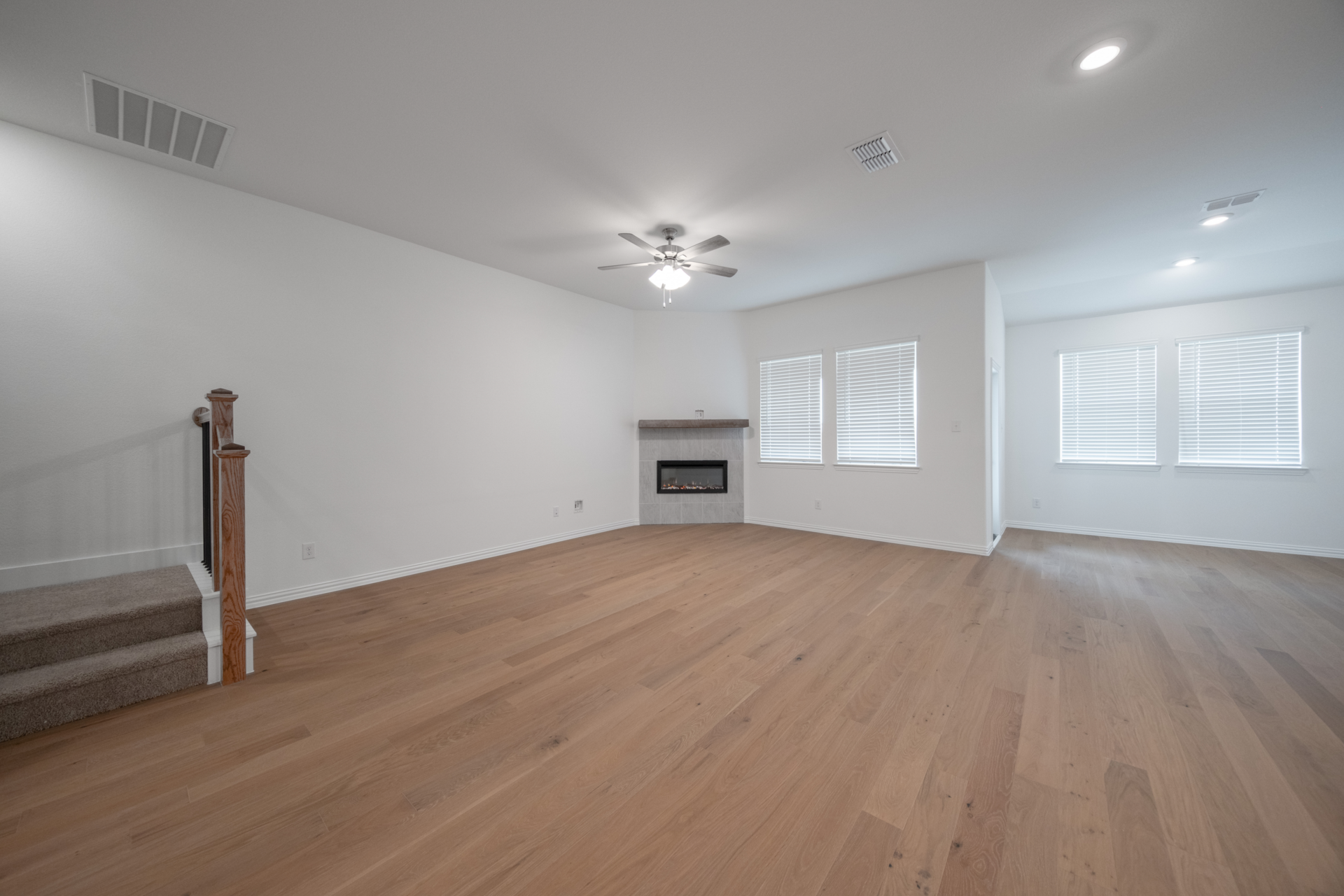 dfdc2182-f2f3-4f67-bc04-e0f3e827b173