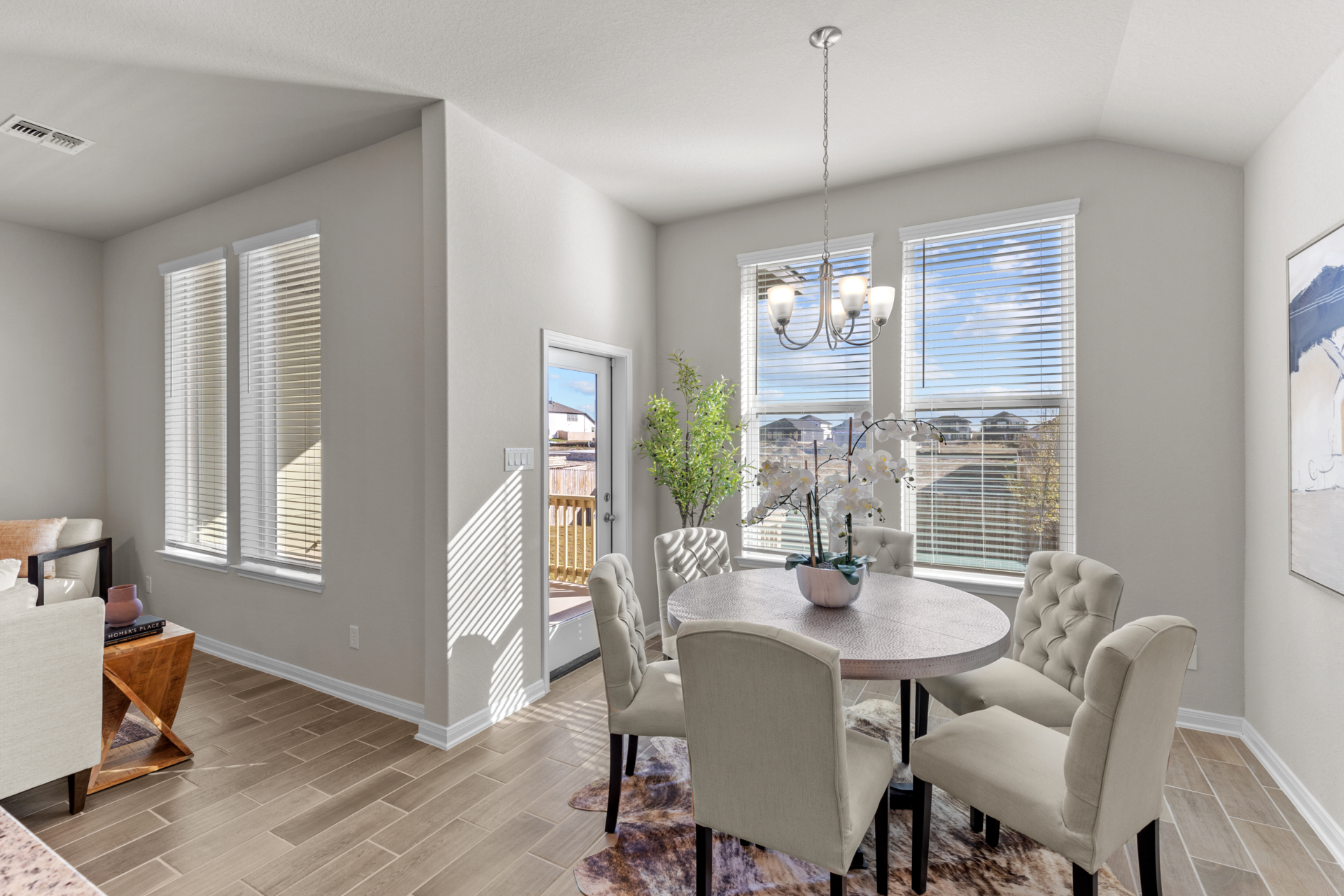 e04f1a01-e642-4b47-a855-1944d951a3c6