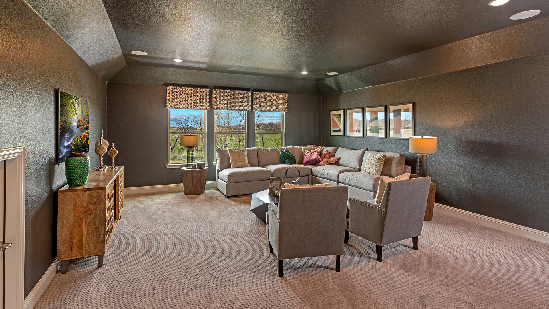 e23d2ecc-fa1e-4ade-be40-cb432e2c8cd1