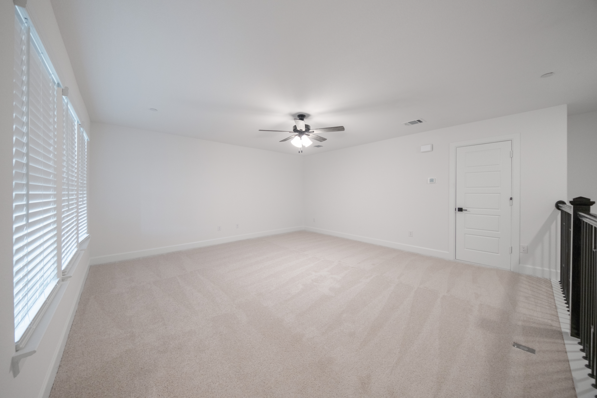 e5eac3a1-4773-4ee5-9bfe-6902b4537760